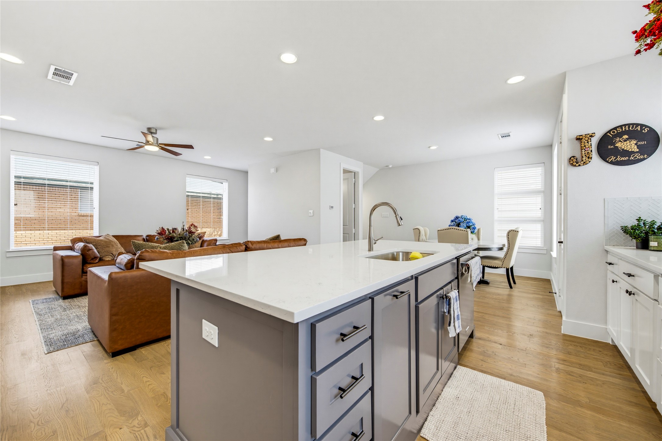 1112 Lavender Ridge