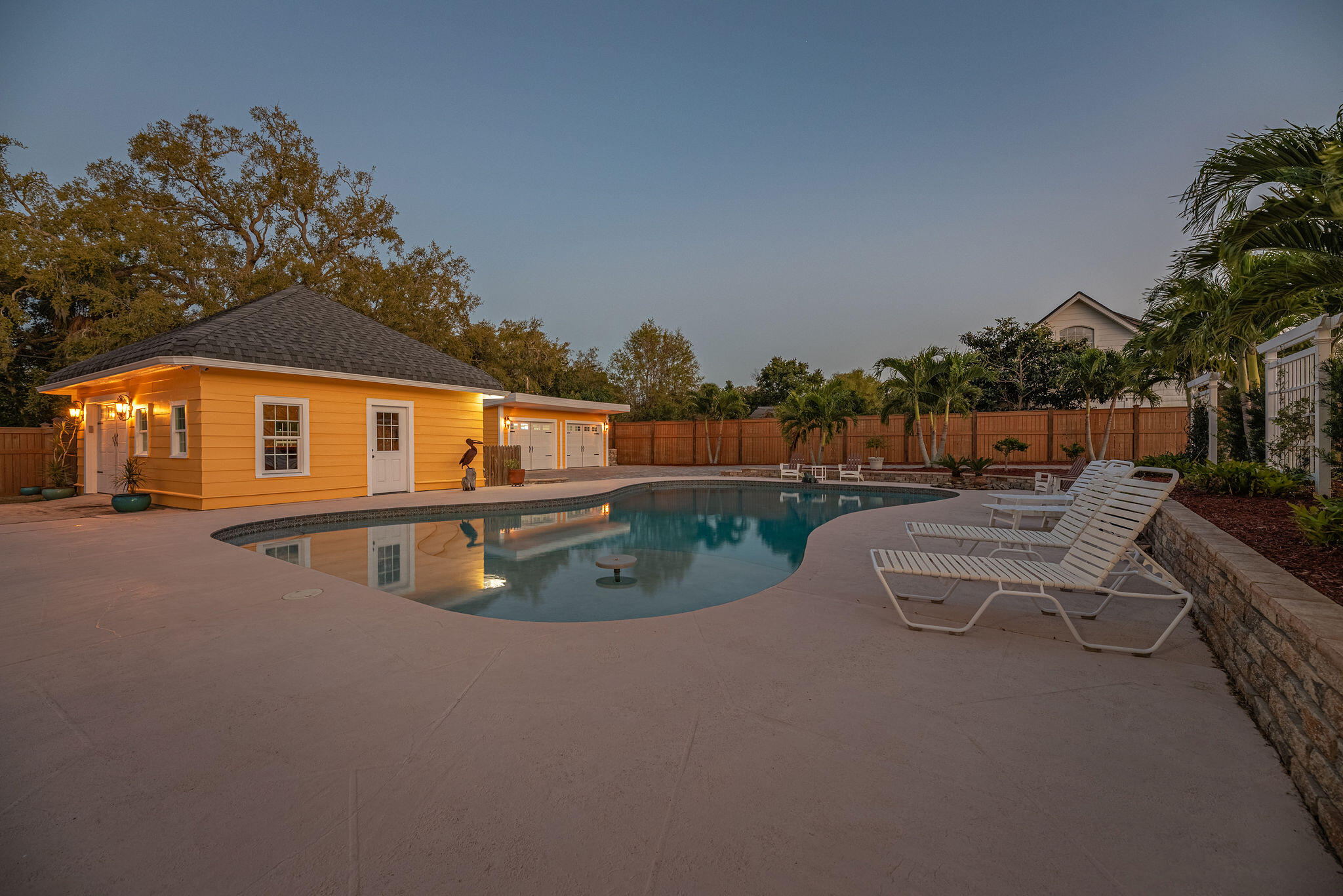 1716 Manor Drive