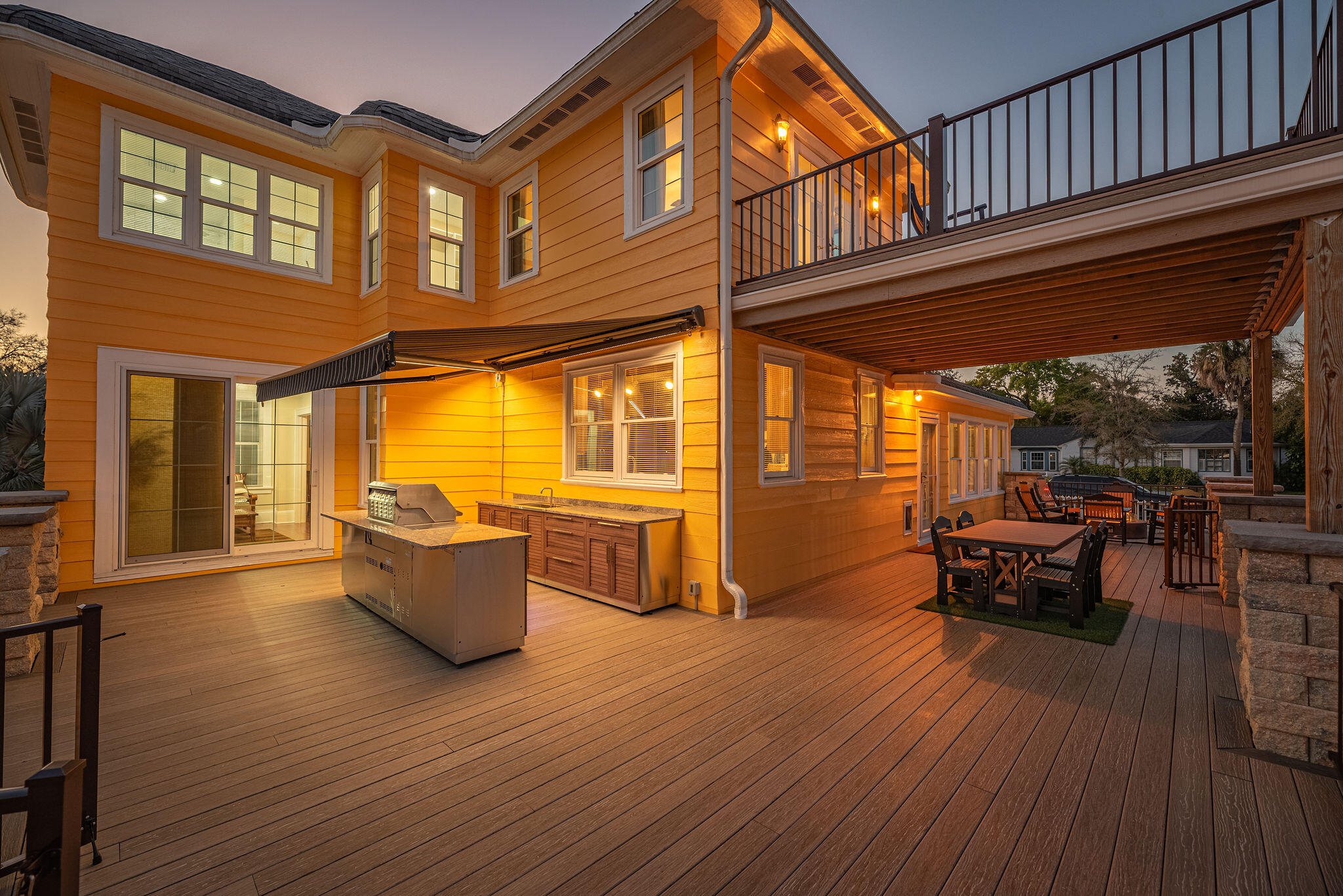 1716 Manor Drive