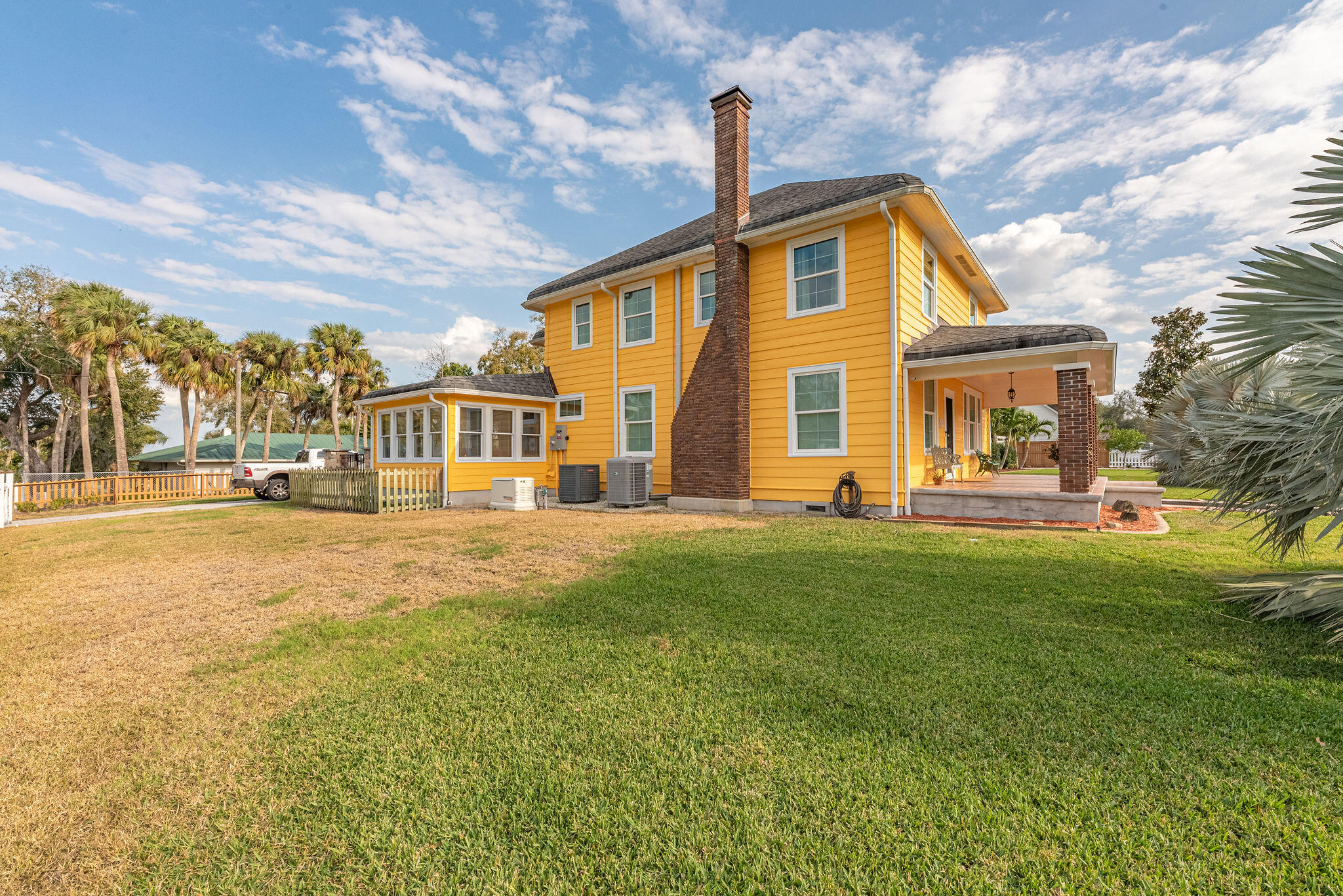 1716 Manor Drive
