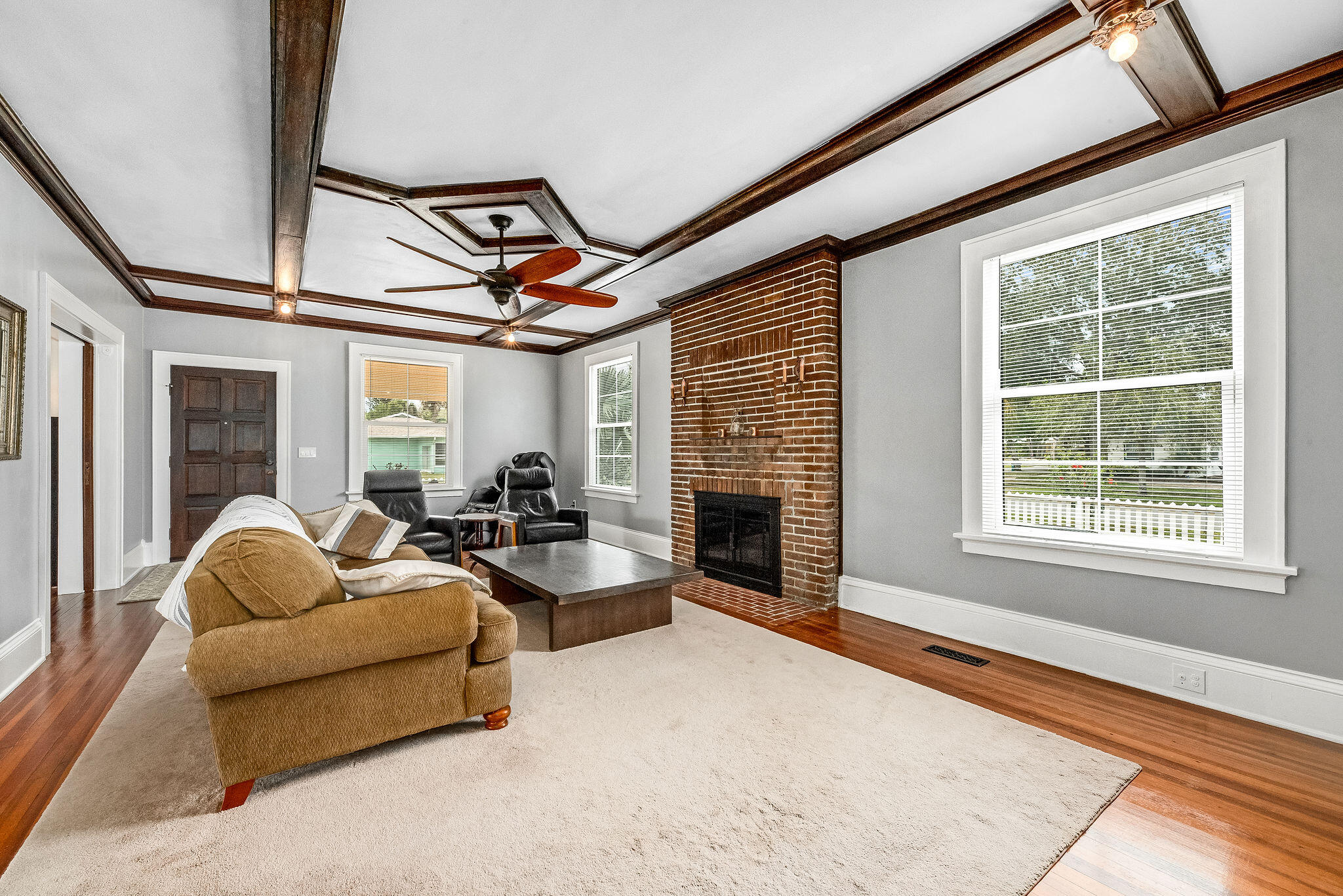 1716 Manor Drive