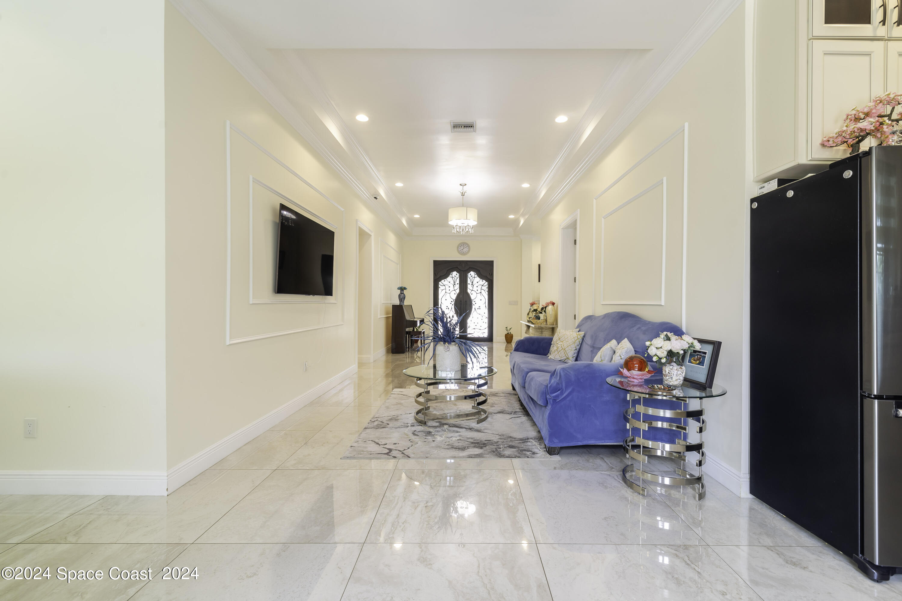 7325 Livingstone Lane
