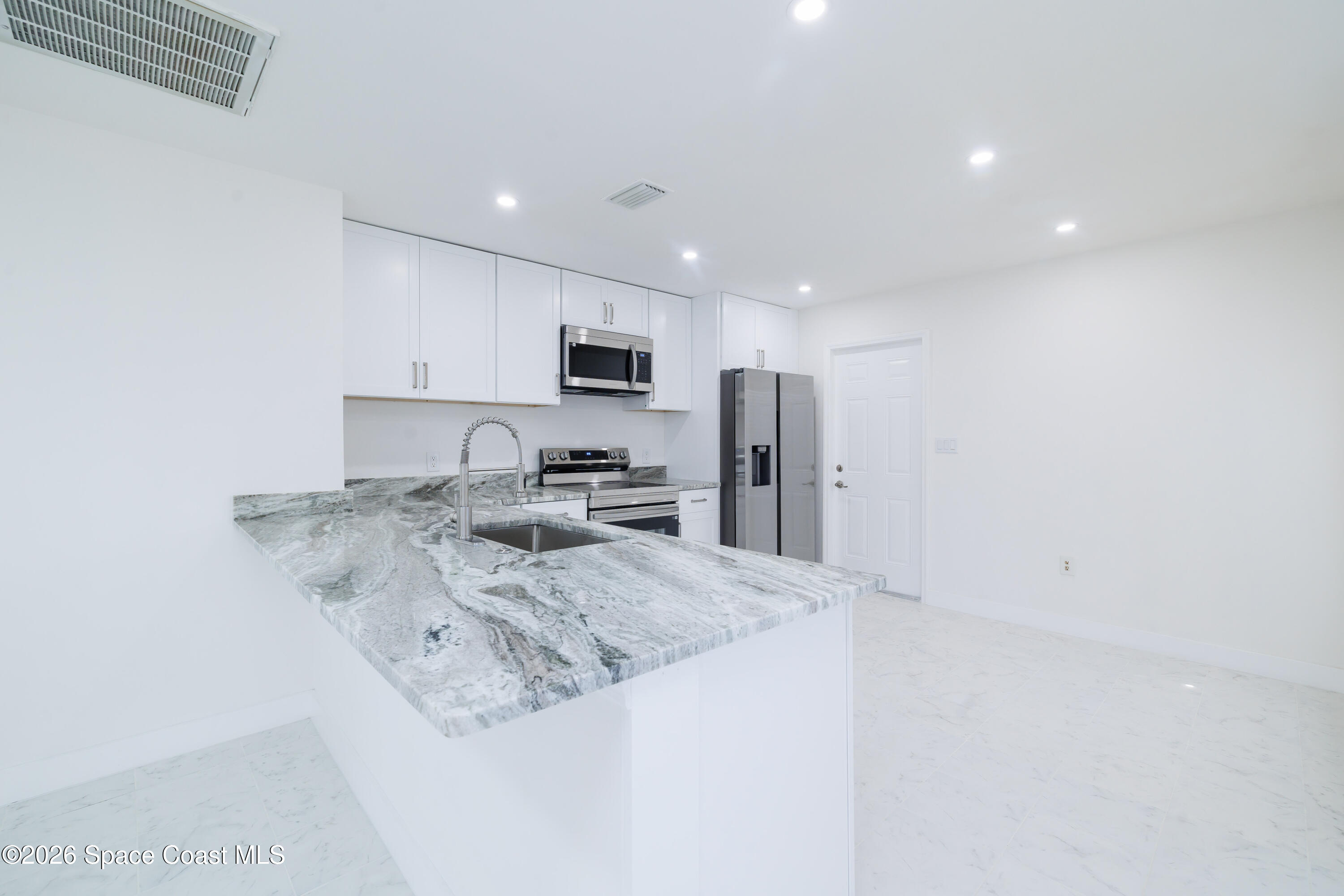 1604 Carbondale Avenue NW