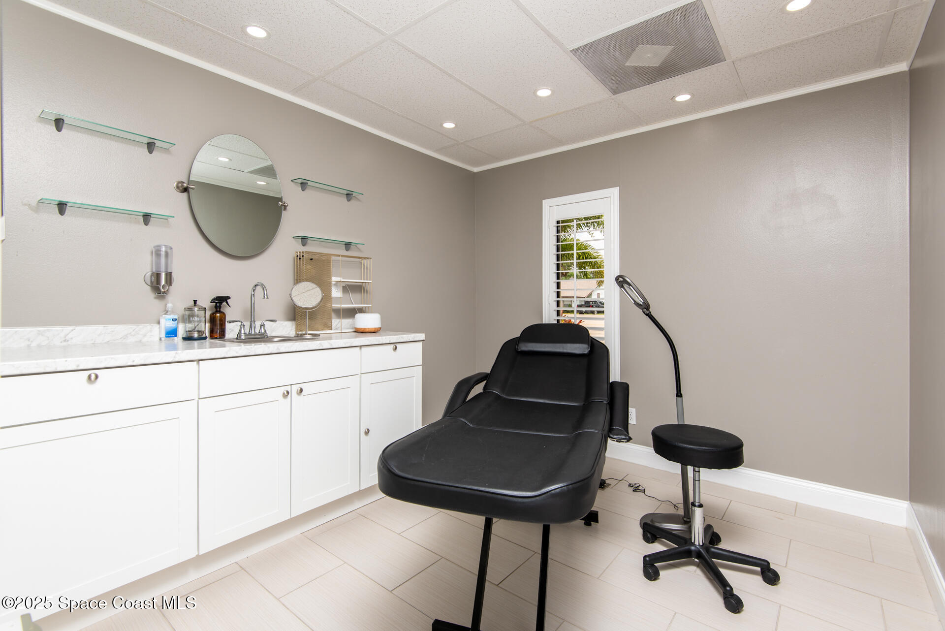 315 E Strawbridge Avenue