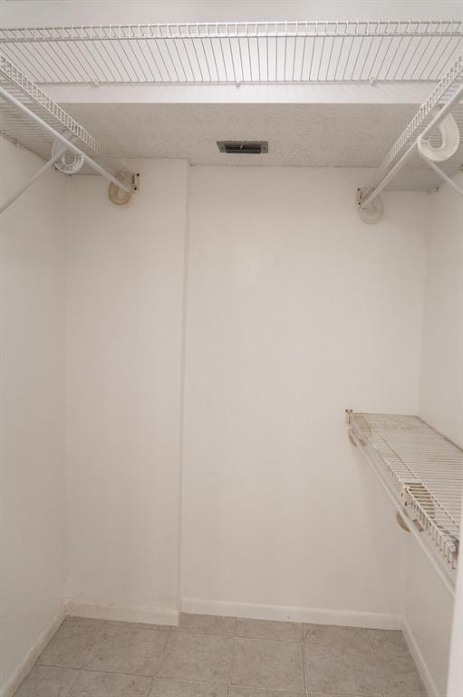 2707 NE 14th St Causeway 502