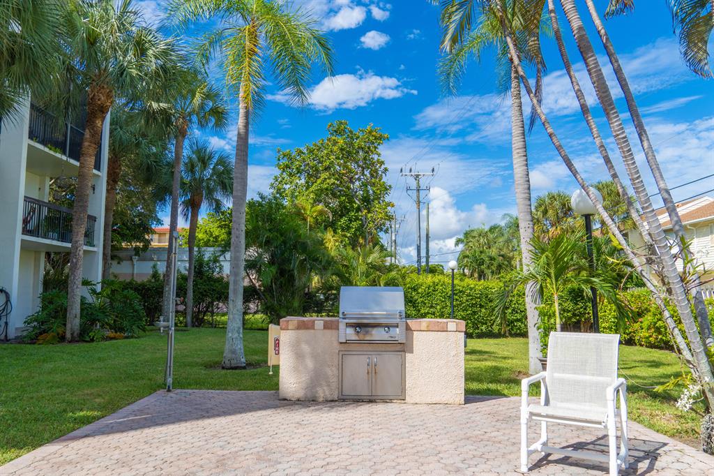2707 NE 14th St Causeway 502