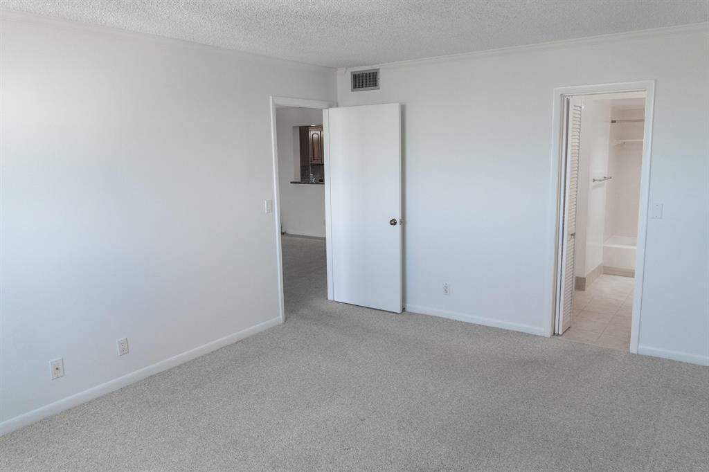2707 NE 14th St Causeway 502
