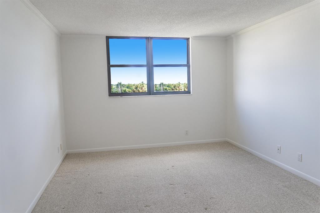 2707 NE 14th St Causeway 502