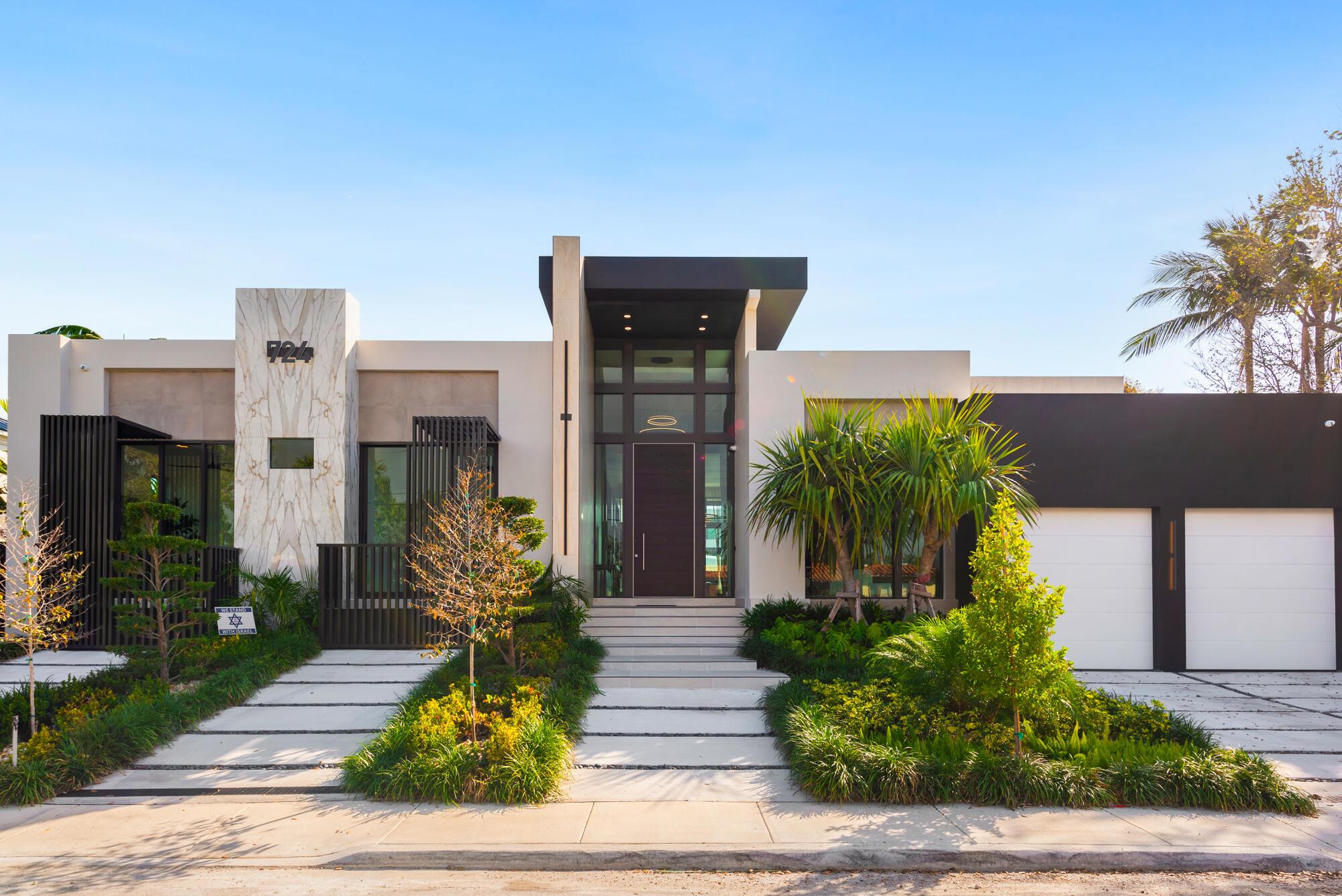 724 SE 25th Avenue
