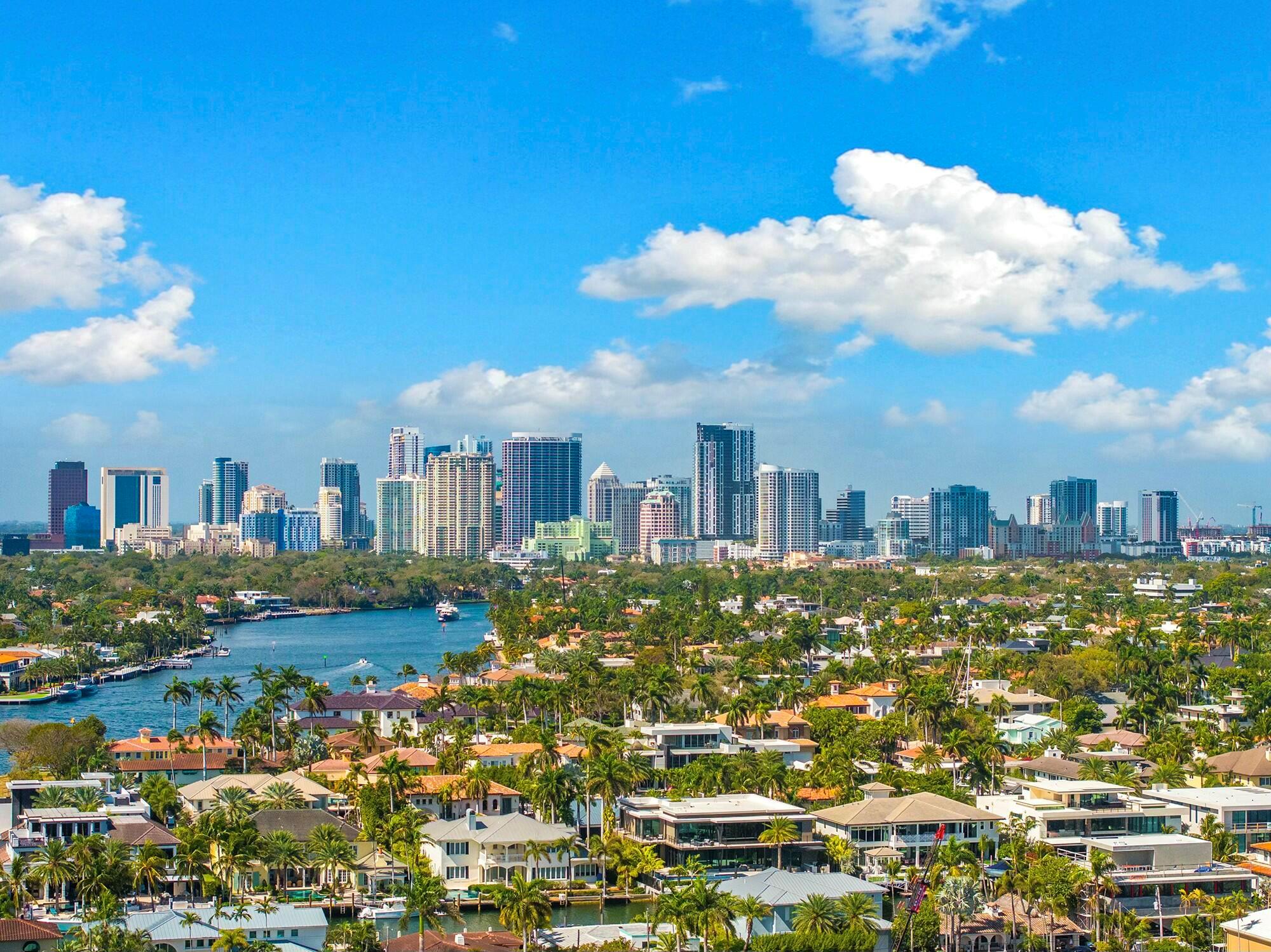724 Riviera Isle
