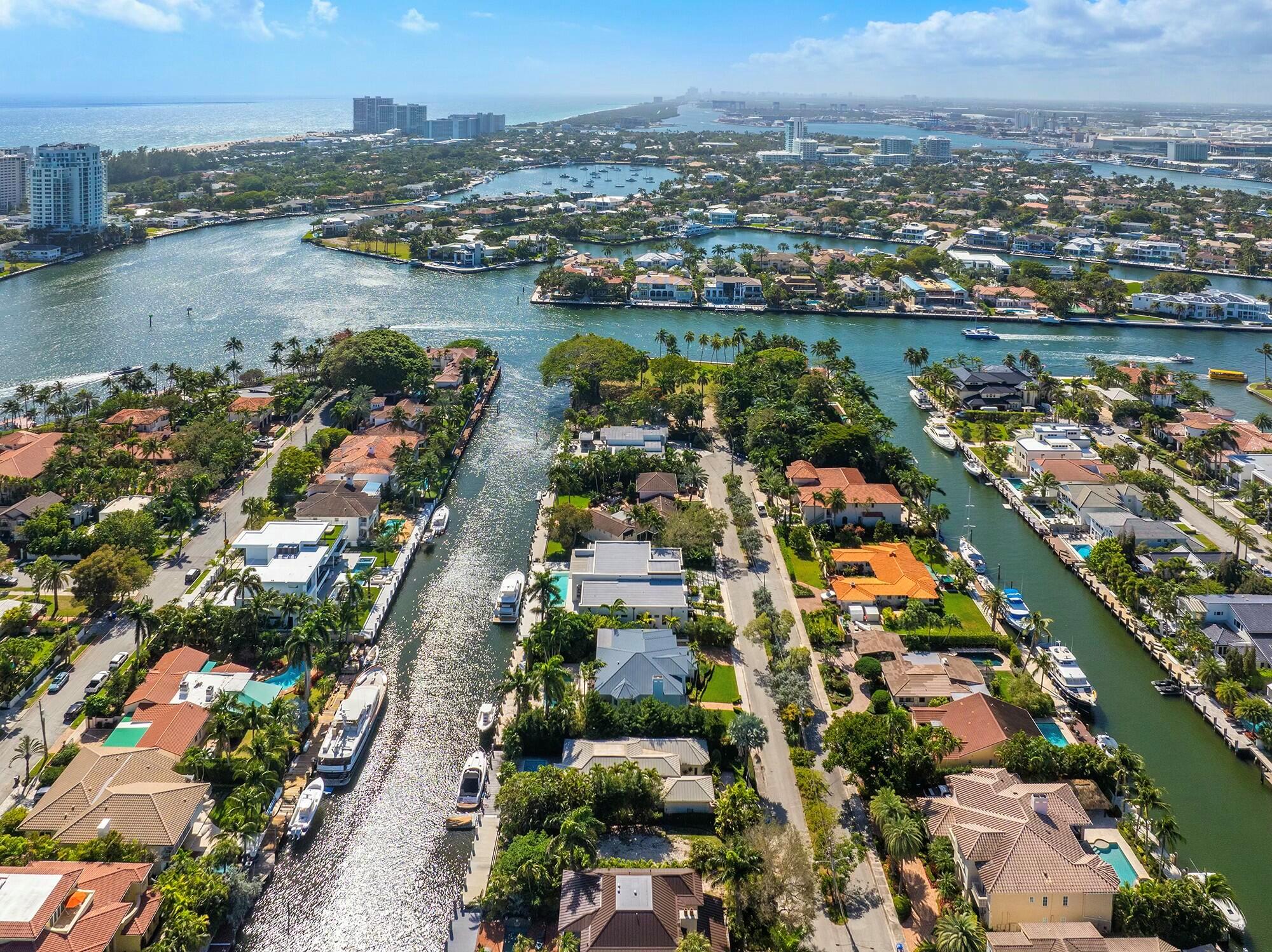 724 Riviera Isle
