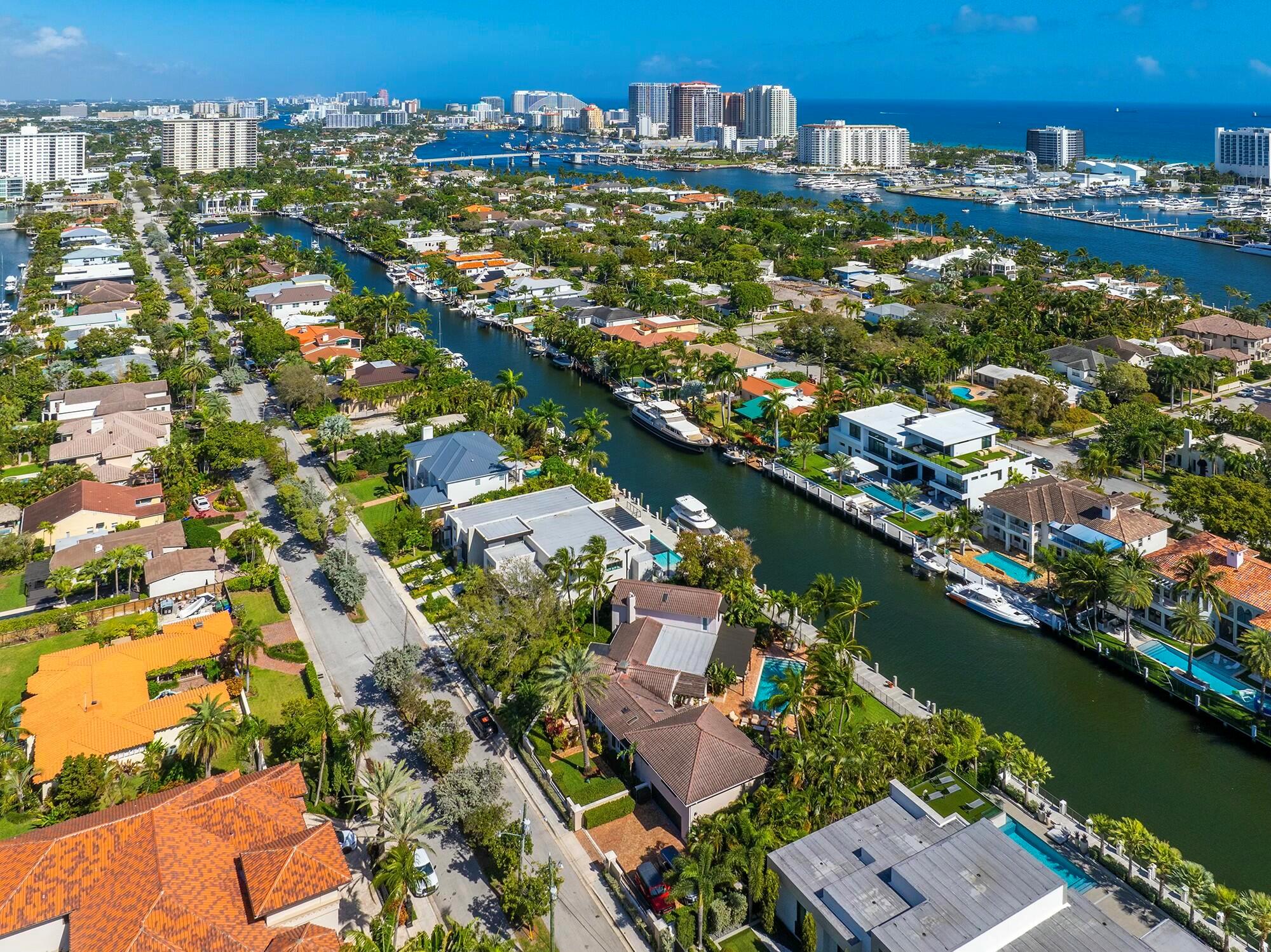 724 Riviera Isle