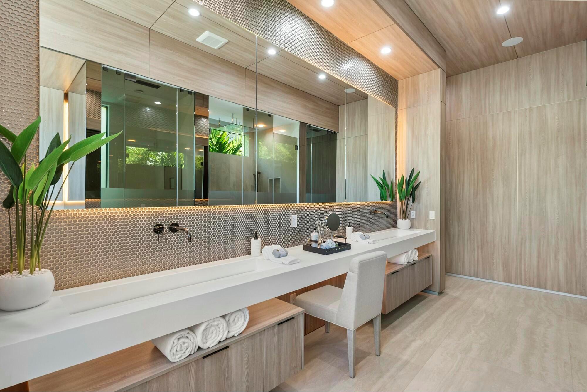 724 Riviera Isle
