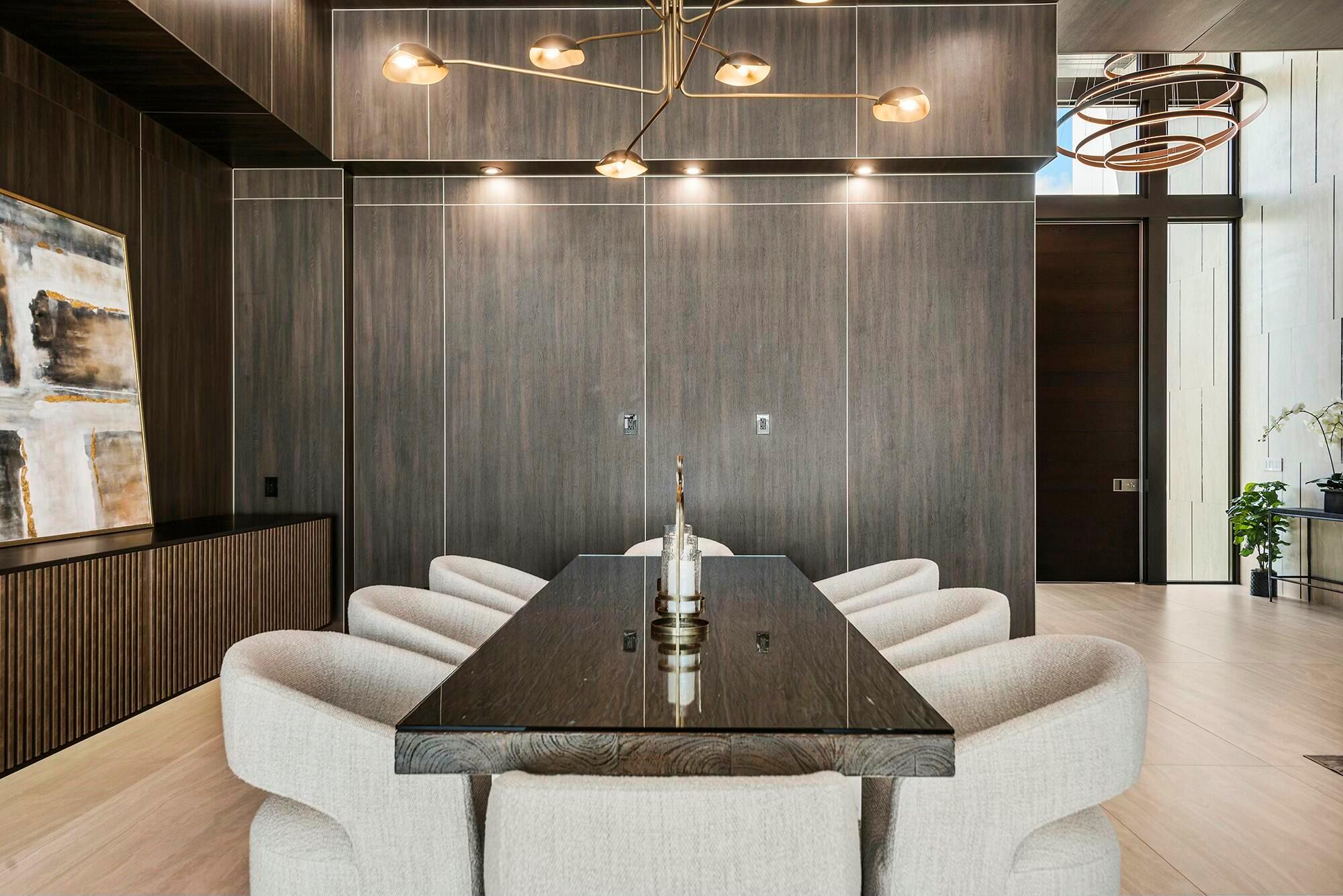 724 Riviera Isle