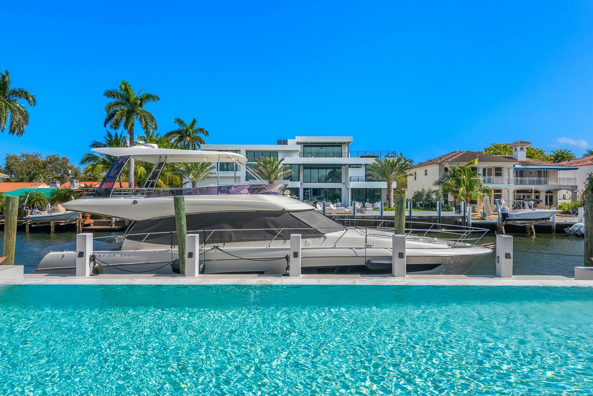 724 Riviera Isle