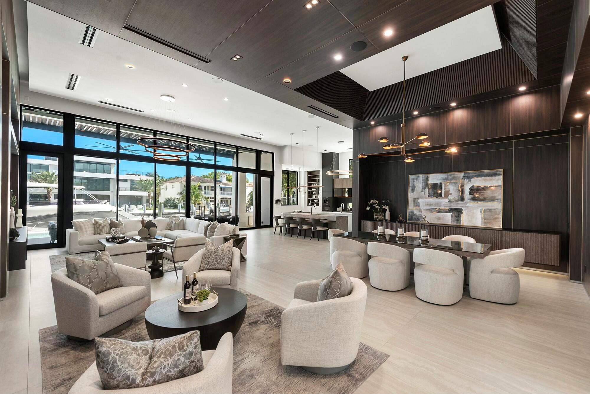 724 Riviera Isle
