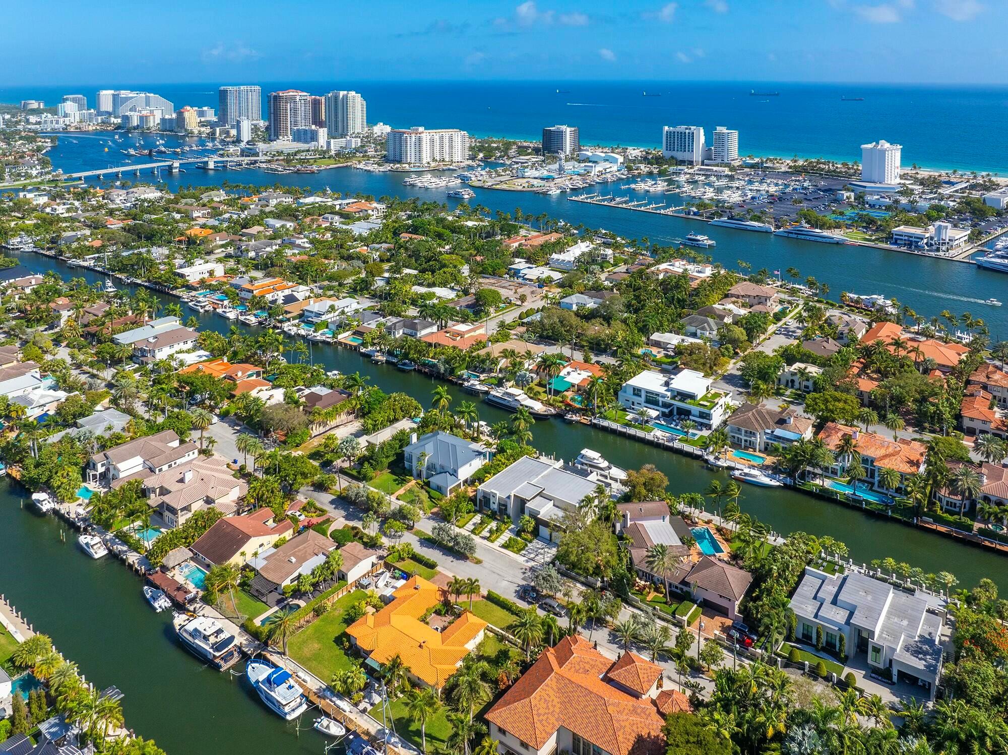 724 Riviera Isle
