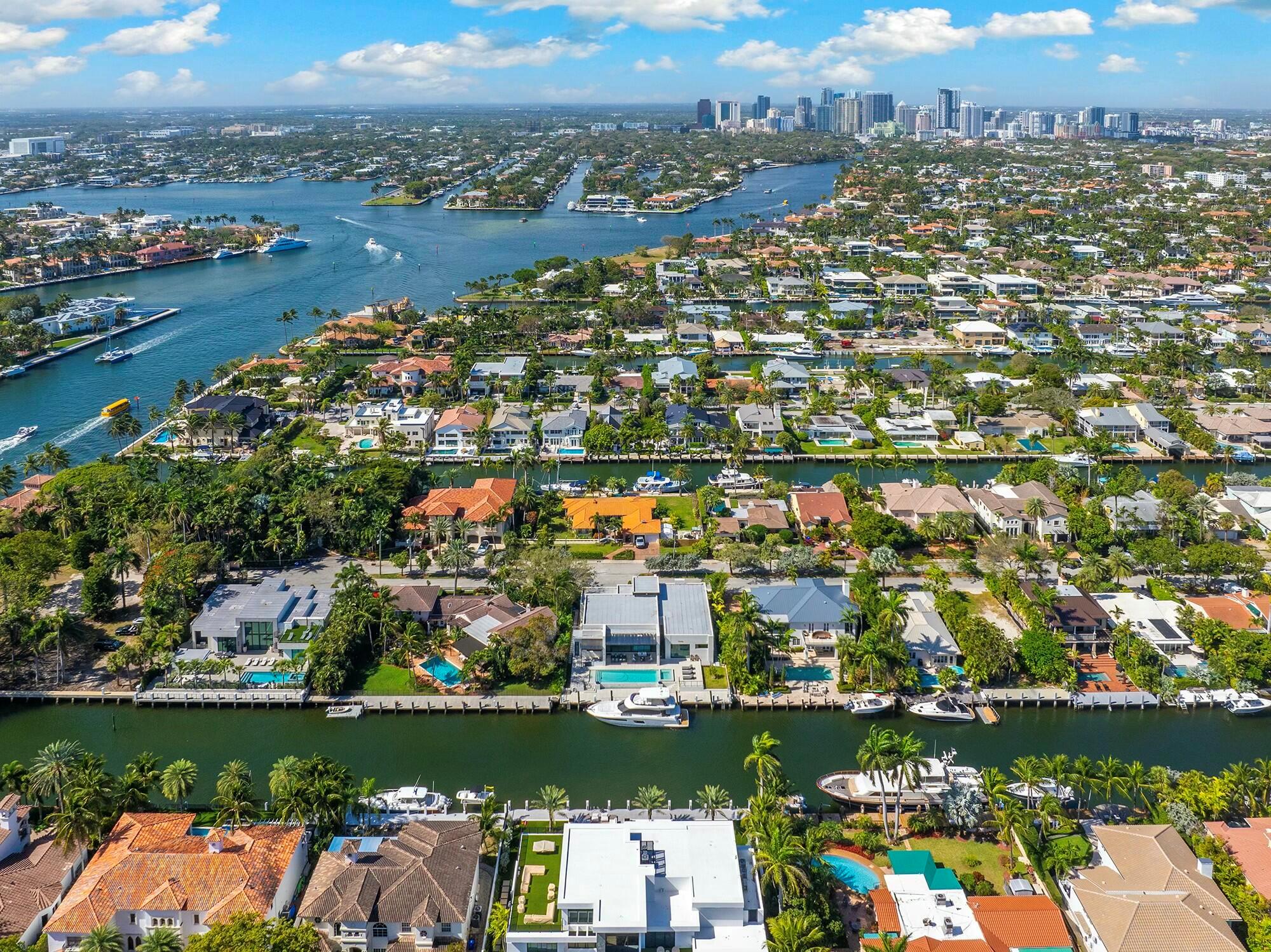 724 Riviera Isle