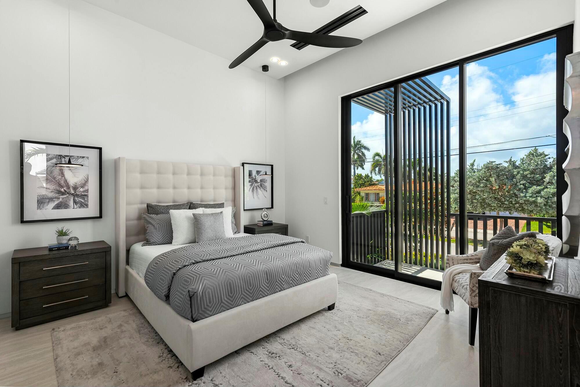 724 Riviera Isle