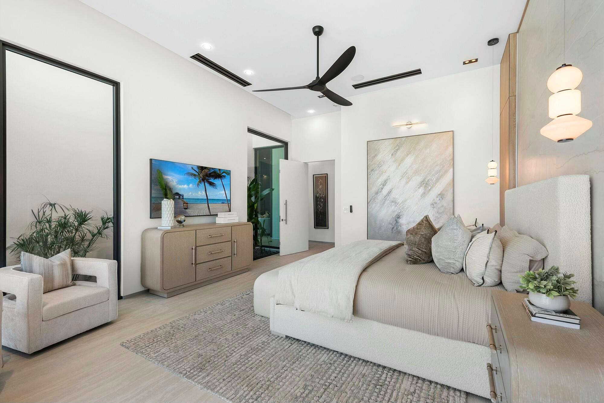 724 Riviera Isle