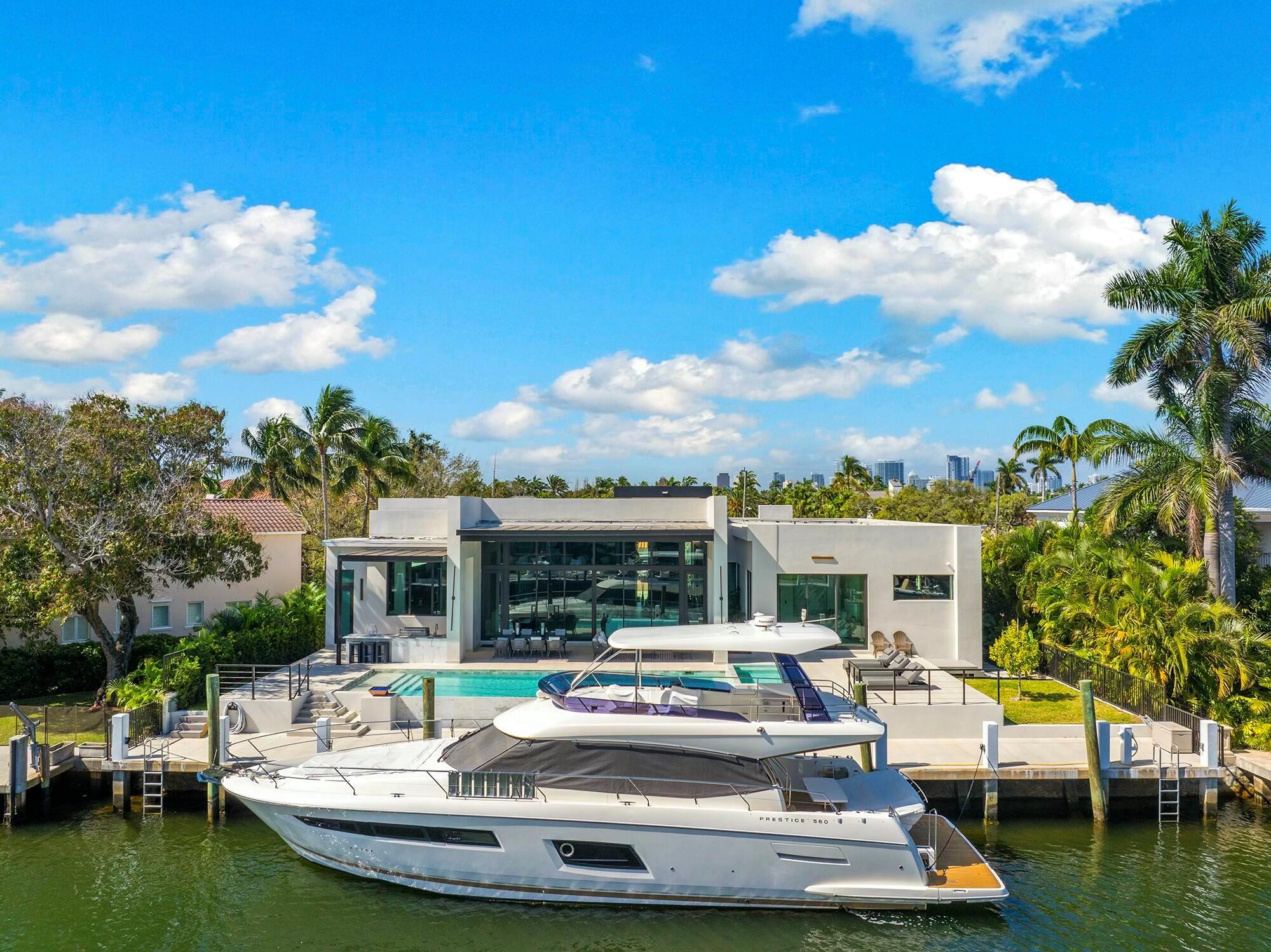 724 Riviera Isle