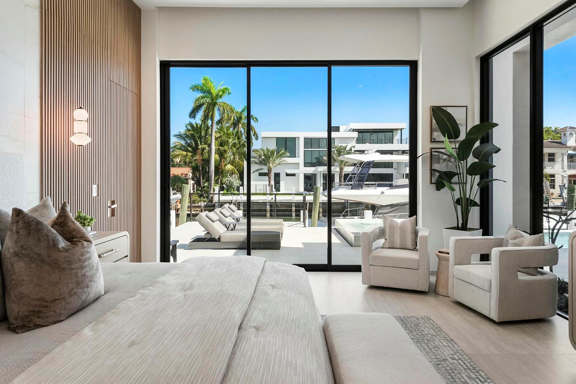 724 Riviera Isle
