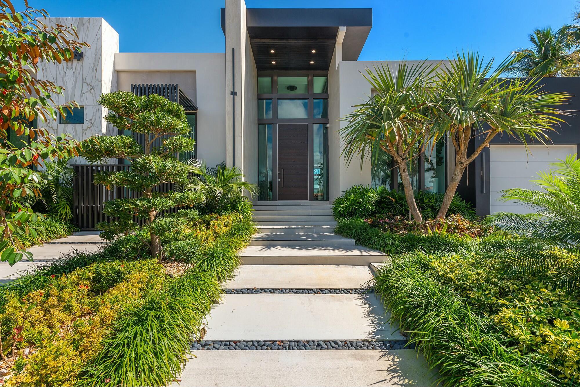724 Riviera Isle
