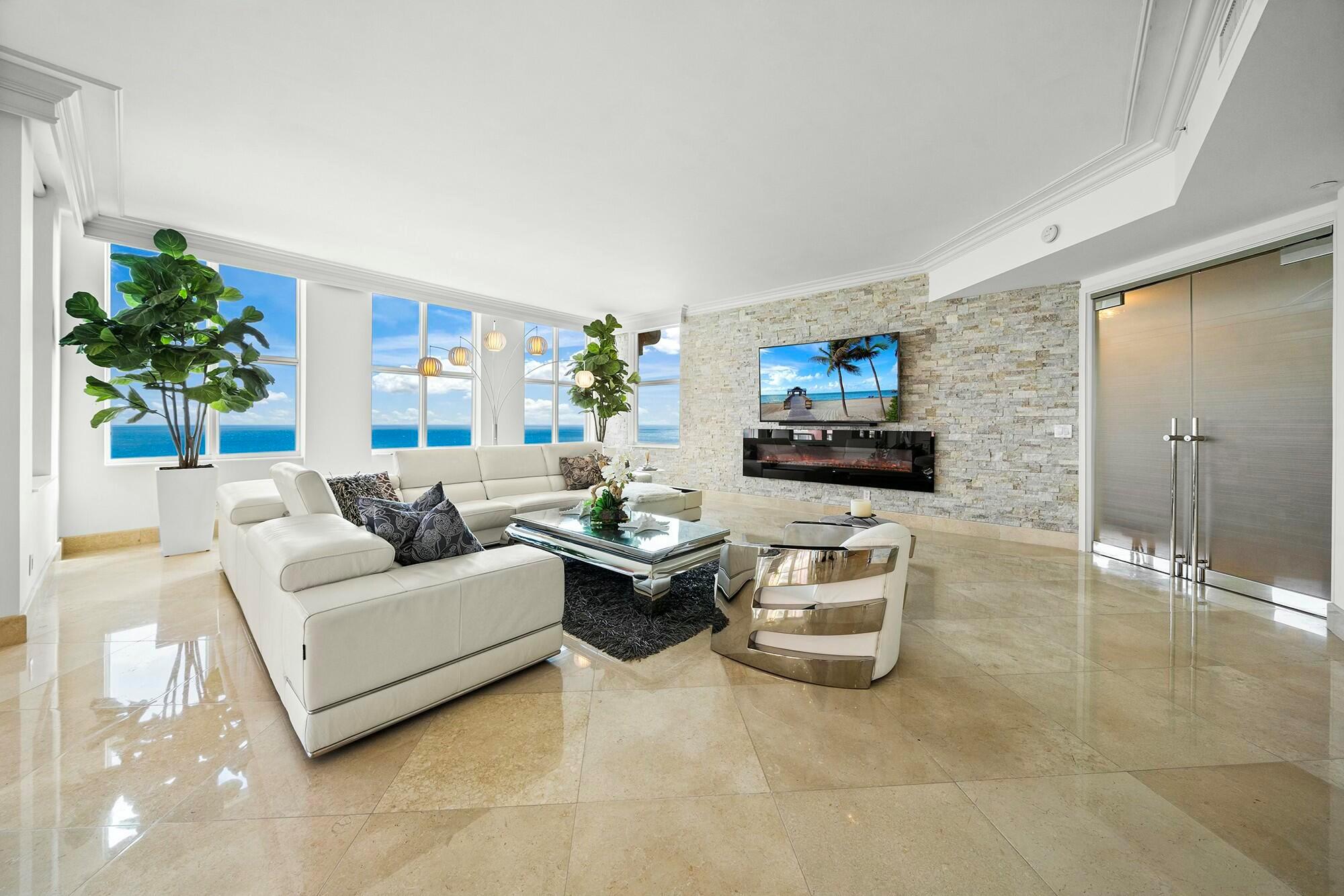 2100 N Ocean Boulevard 26a