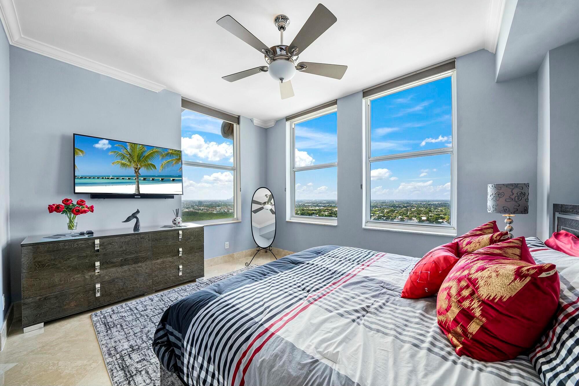 2100 N Ocean Boulevard 26a