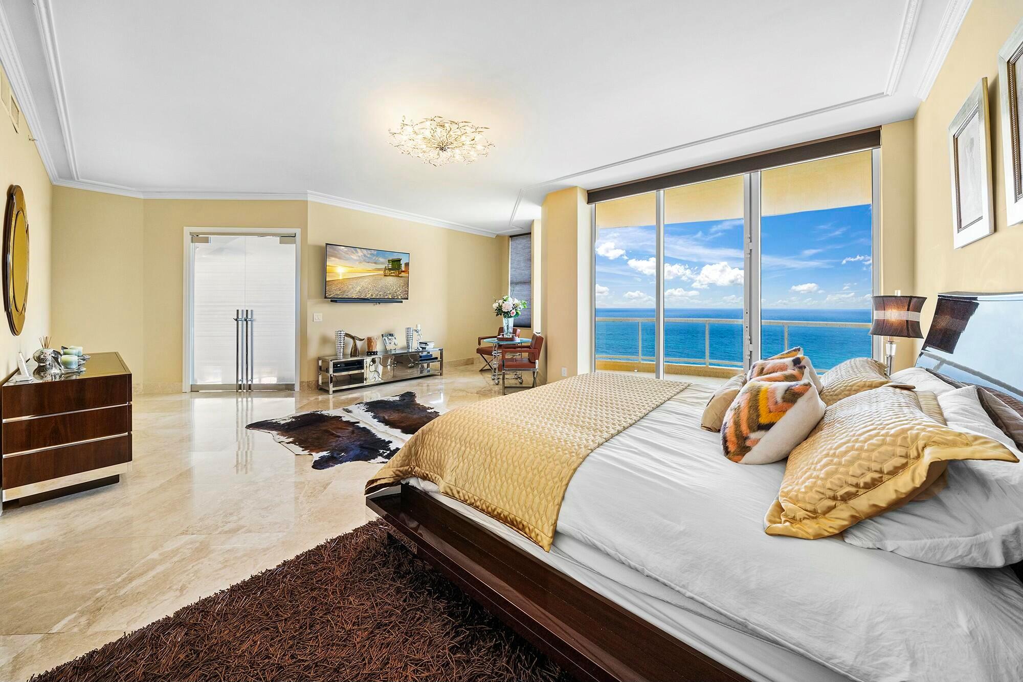 2100 N Ocean Boulevard 26a
