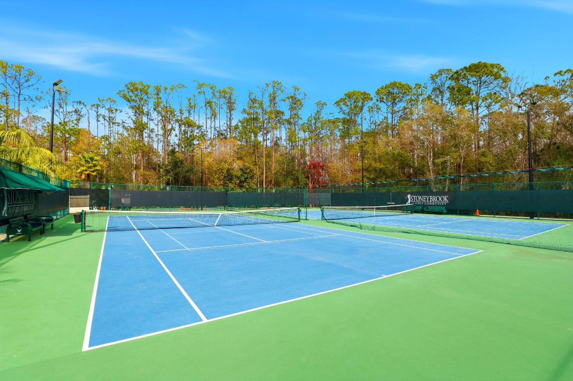 2424 Stone Cross Circle