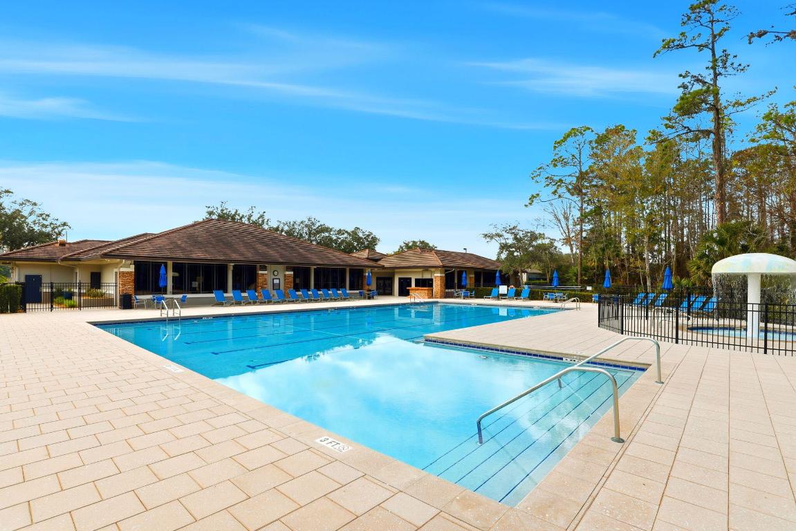 2424 Stone Cross Circle