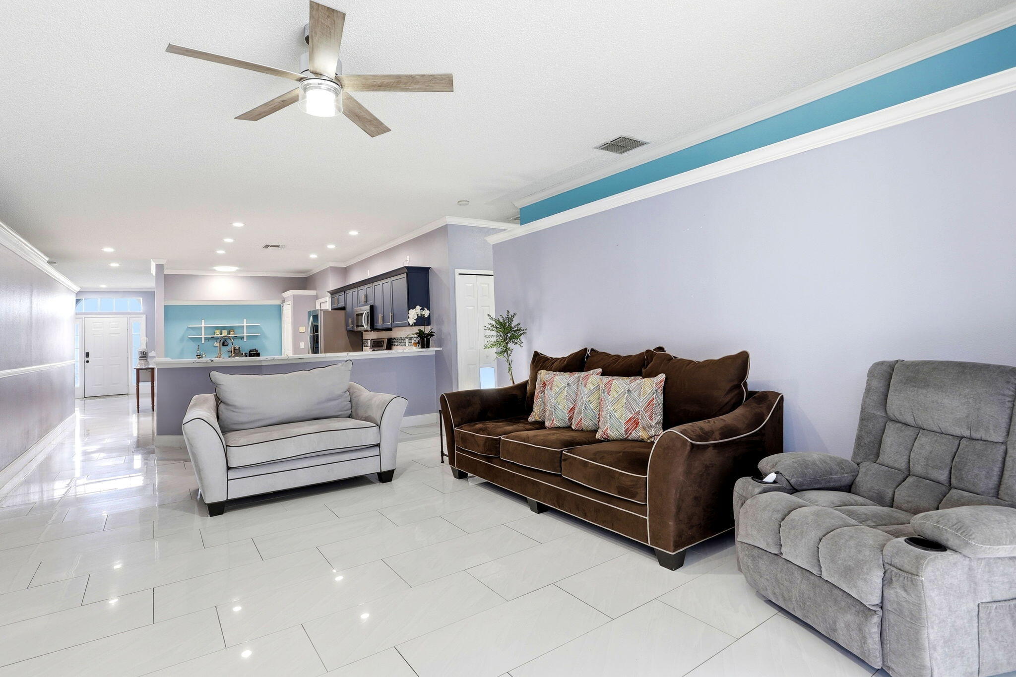 2424 Stone Cross Circle