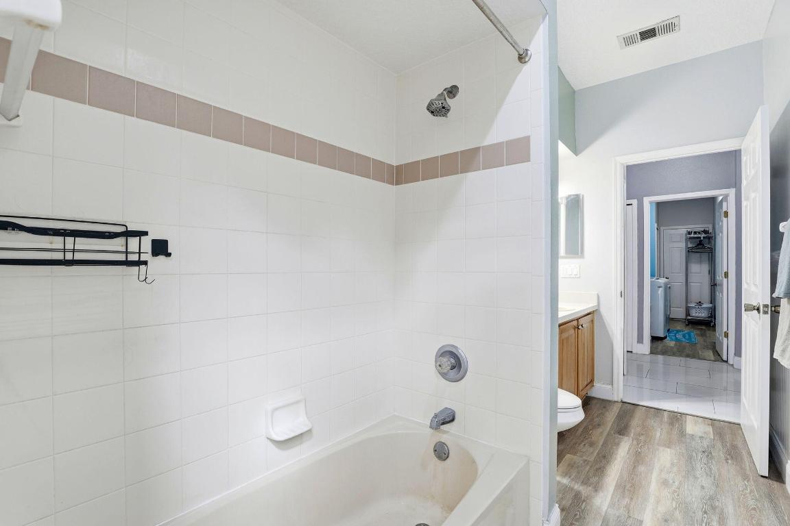 2424 Stone Cross Circle