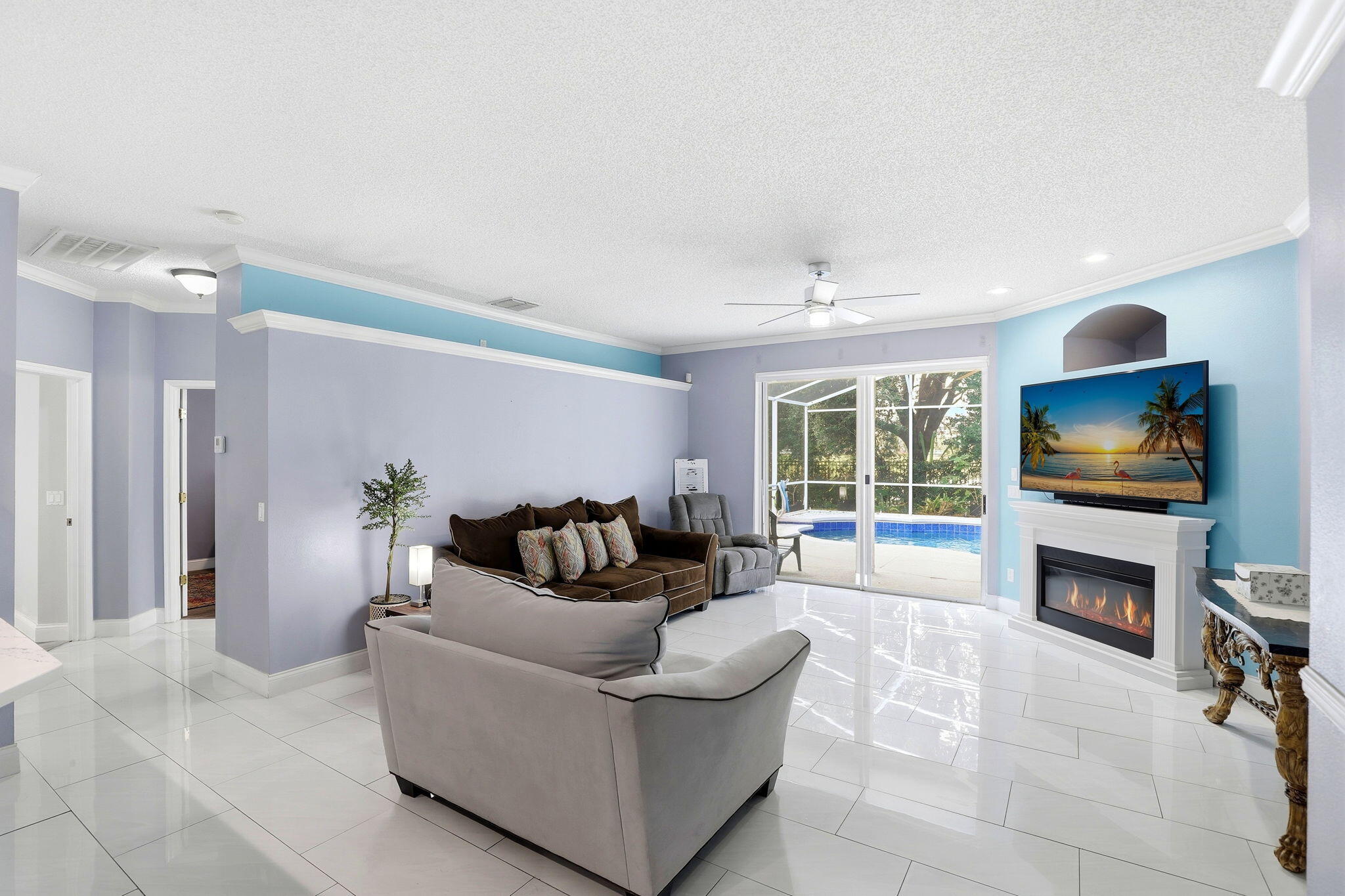 2424 Stone Cross Circle