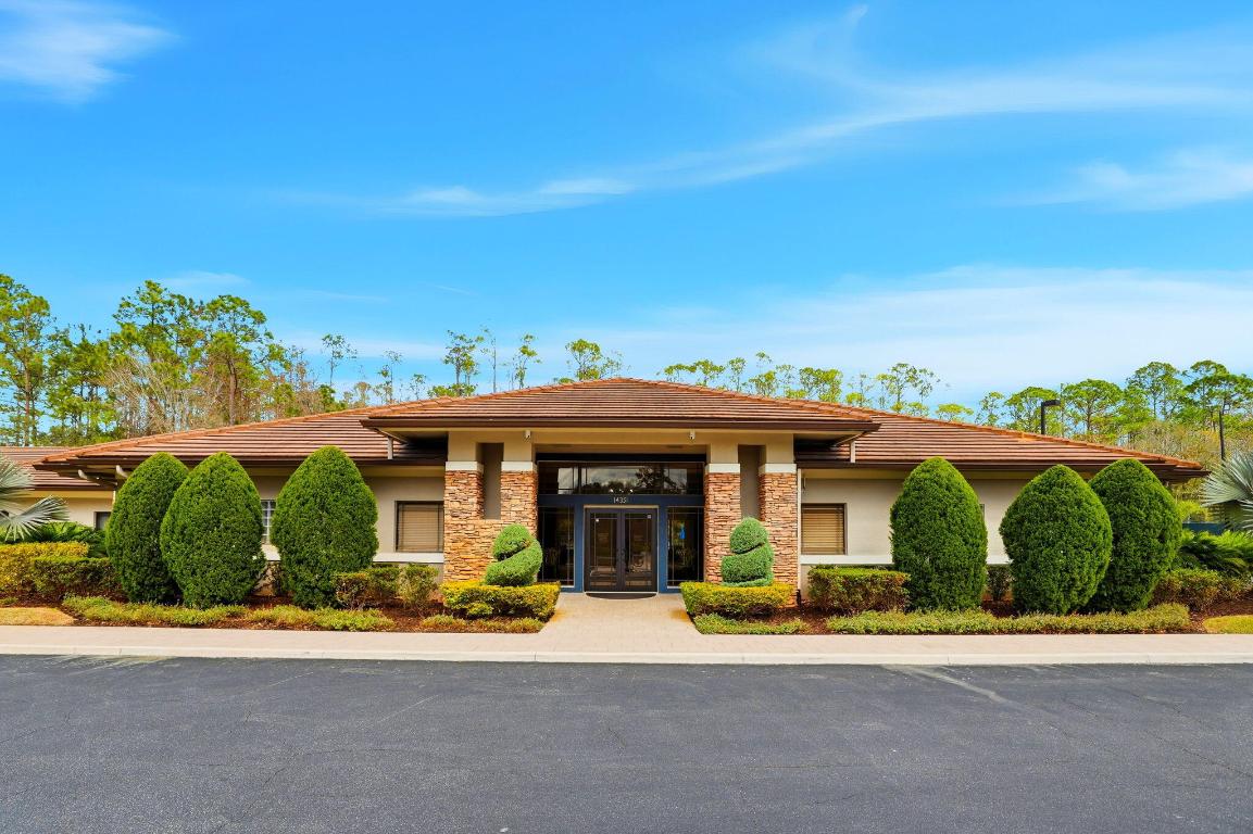 2424 Stone Cross Circle