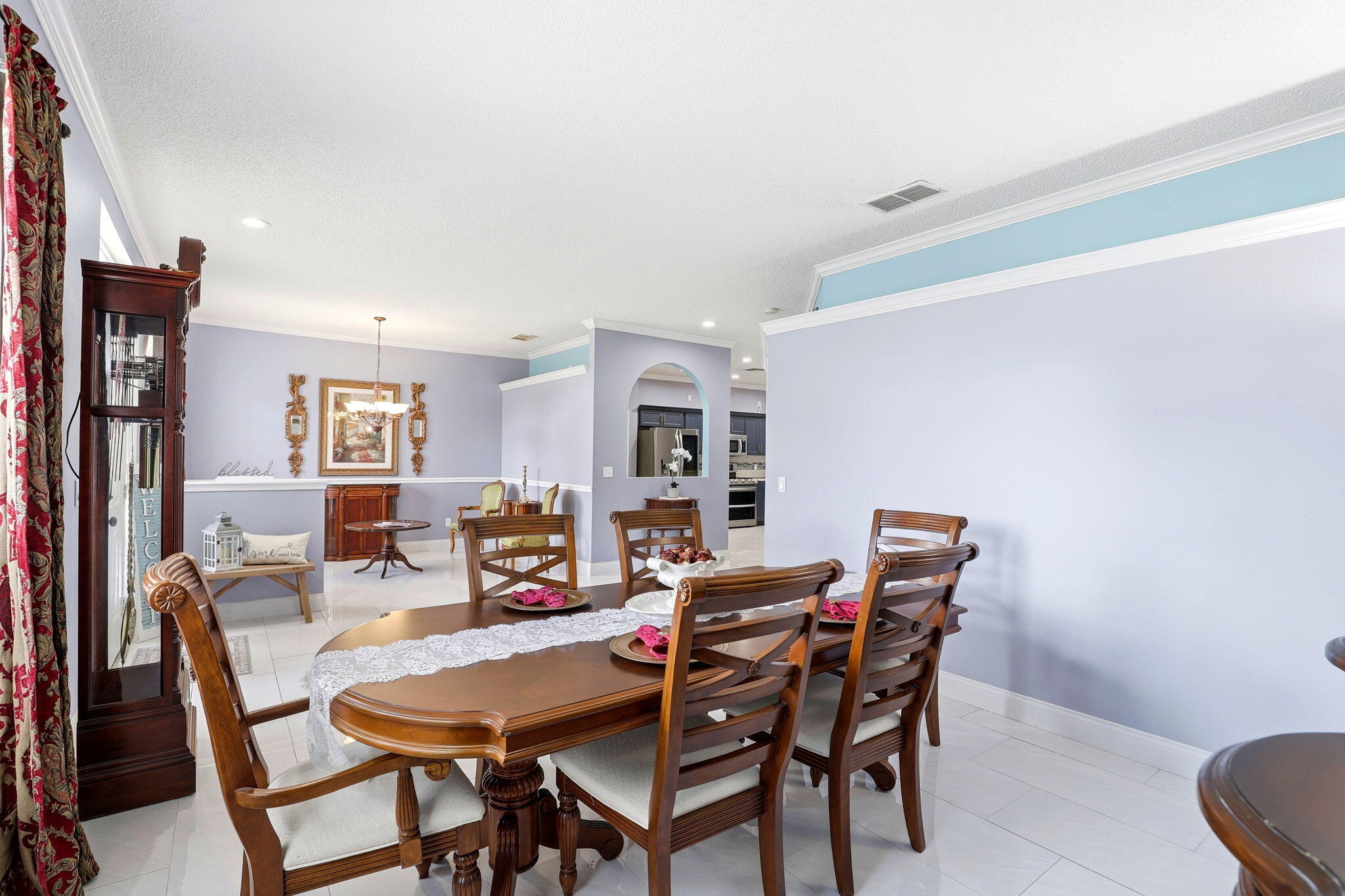 2424 Stone Cross Circle