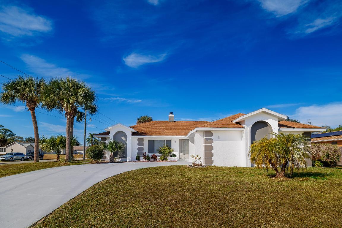 1604 Carbondale Avenue NW