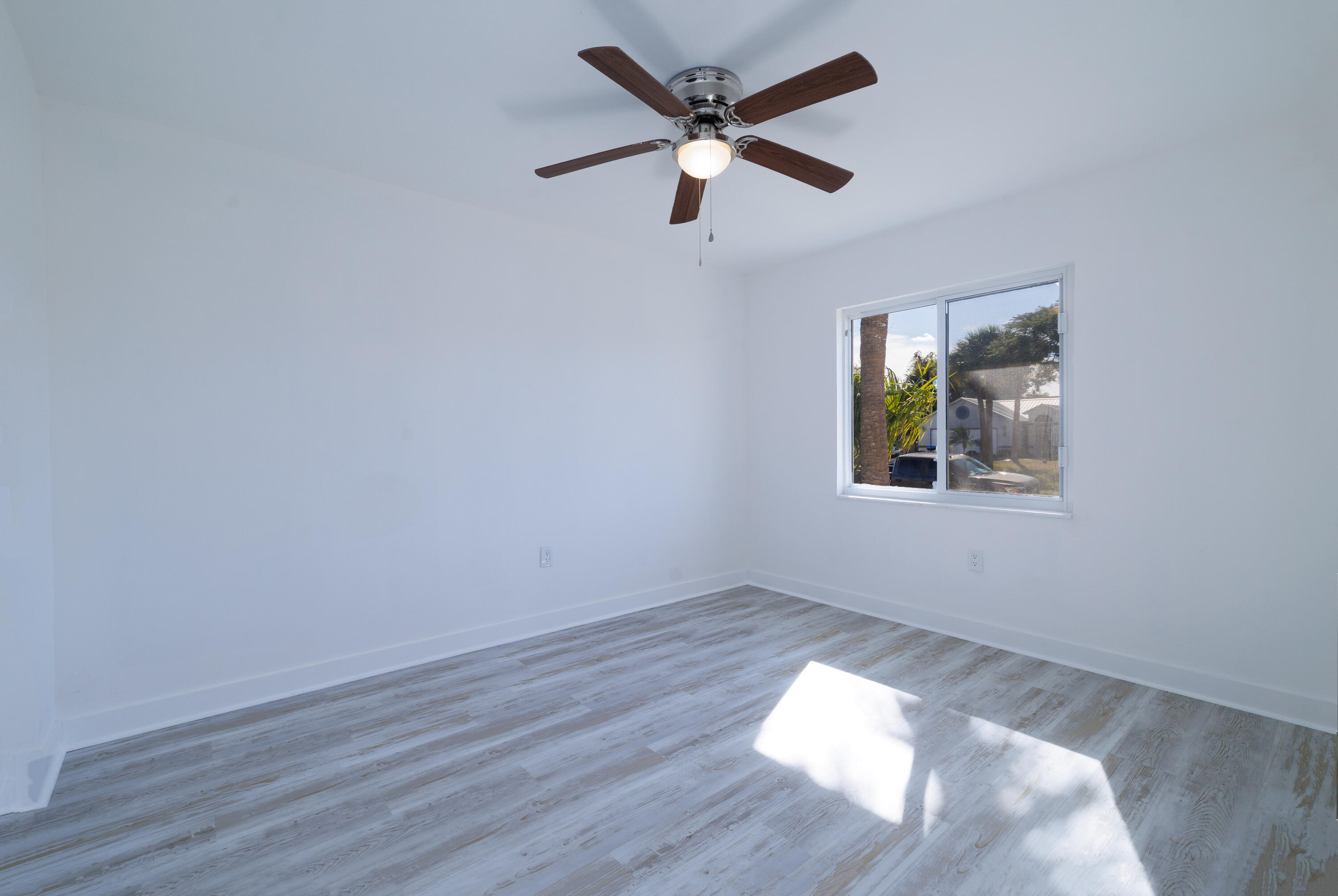 1604 Carbondale Avenue NW