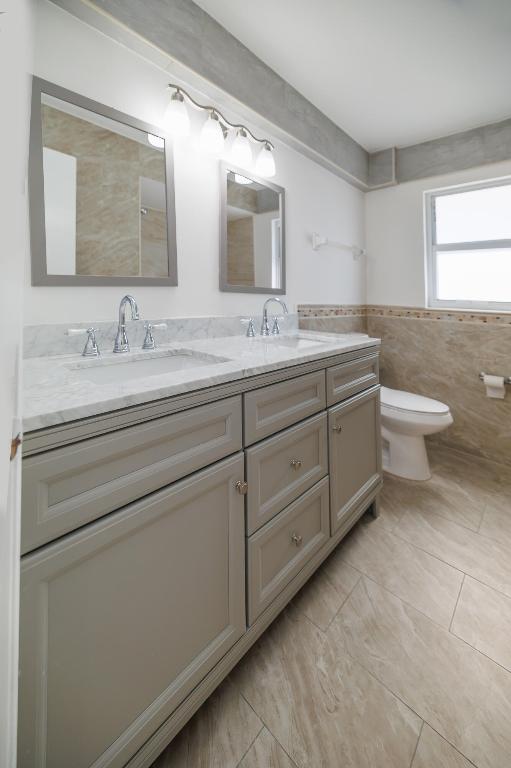 1604 Carbondale Avenue NW