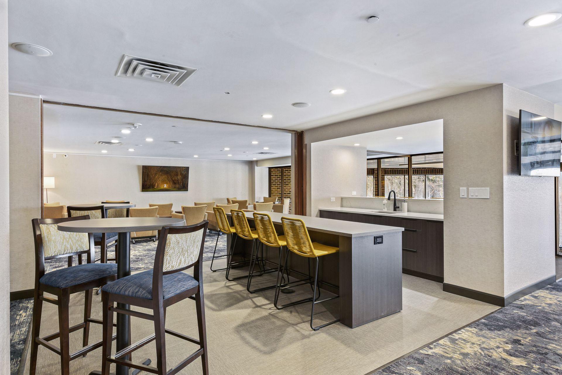 1201 Yale Place Unit: 1406