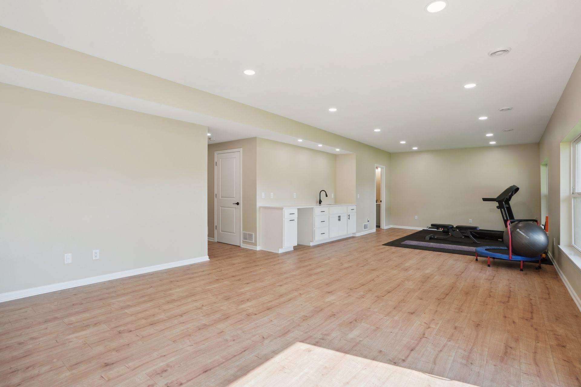 5510 Annapolis Lane N