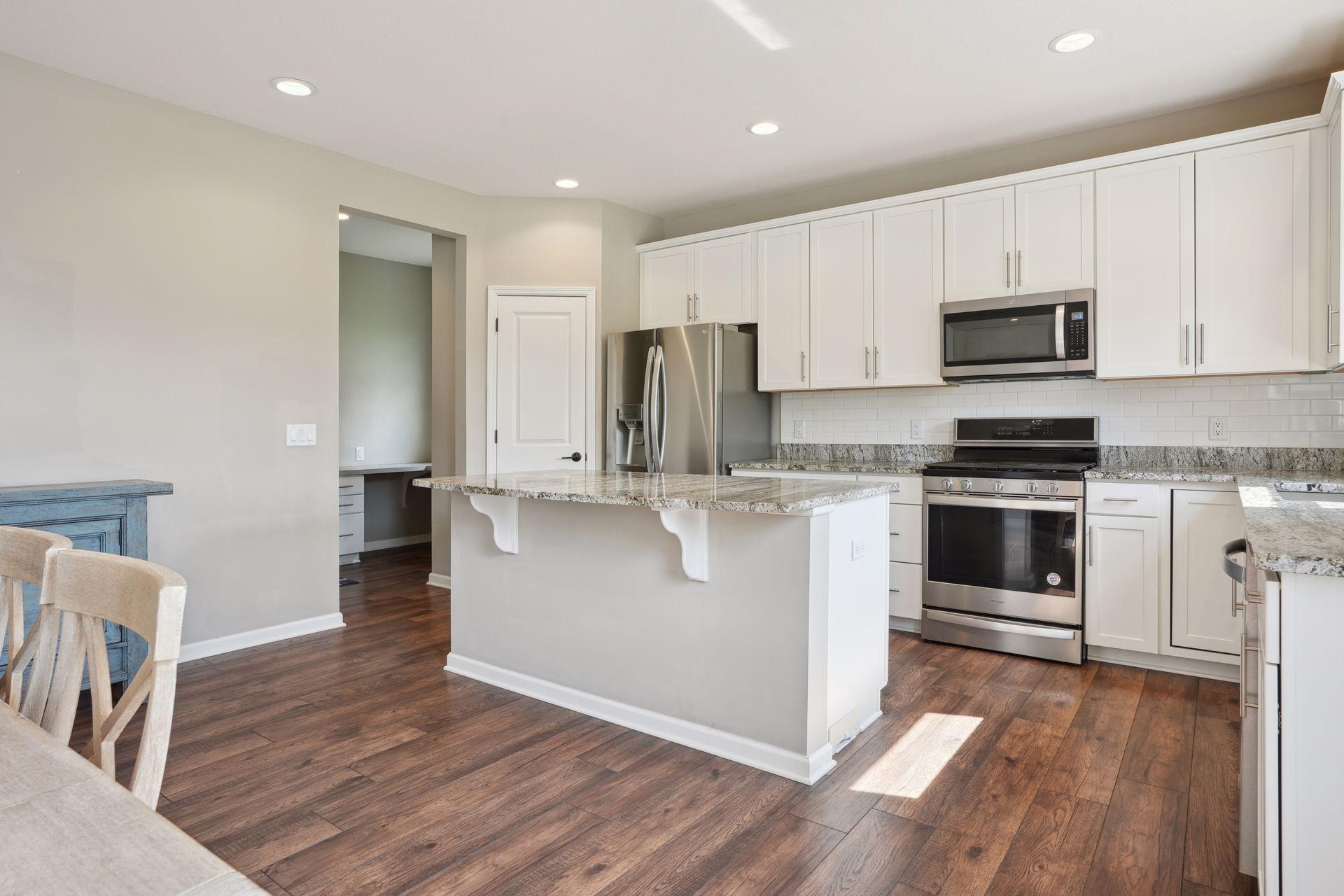 5510 Annapolis Lane N