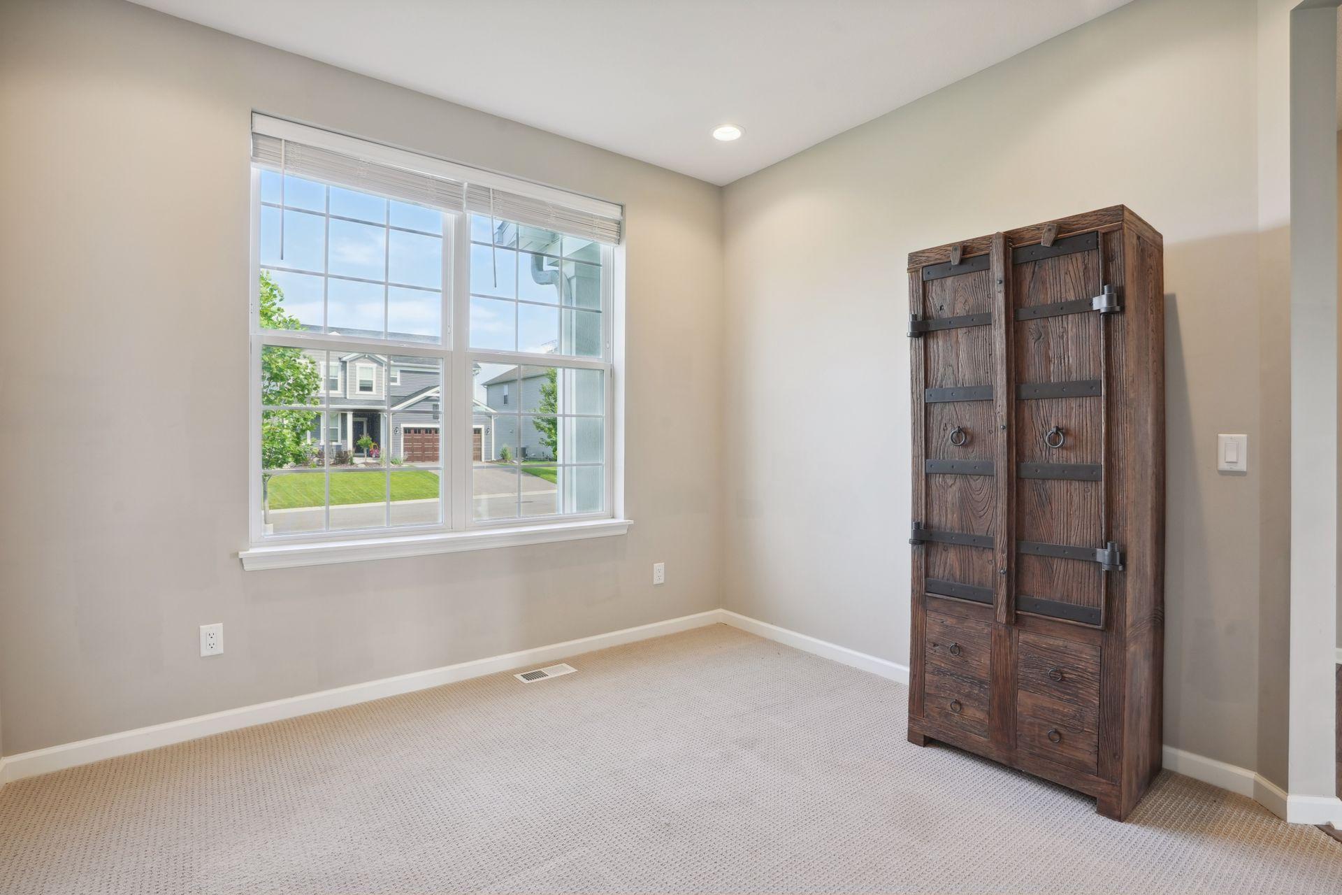 5510 Annapolis Lane N