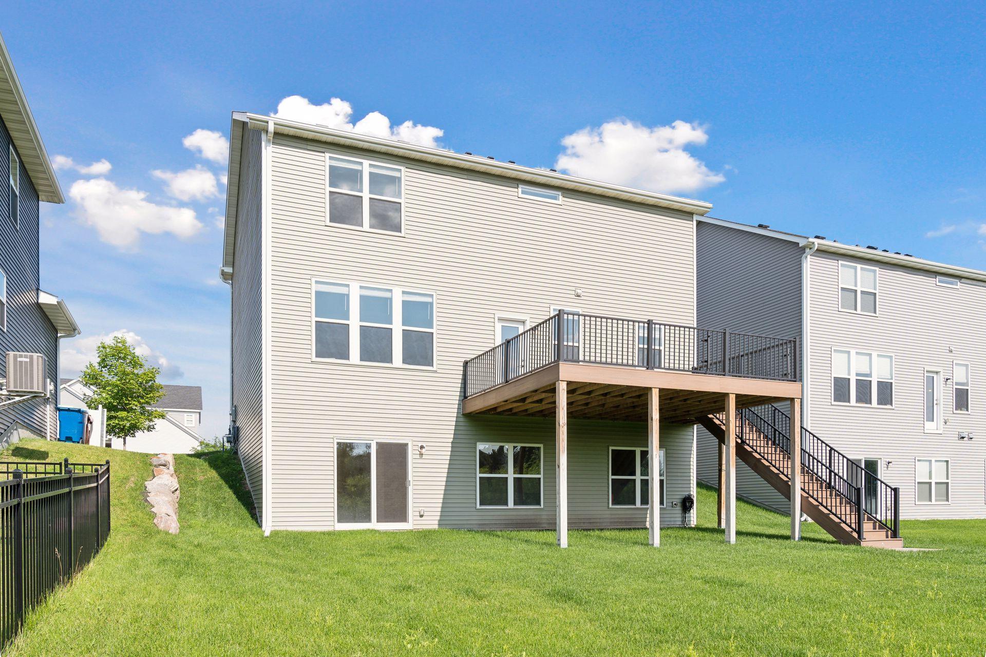 5510 Annapolis Lane N