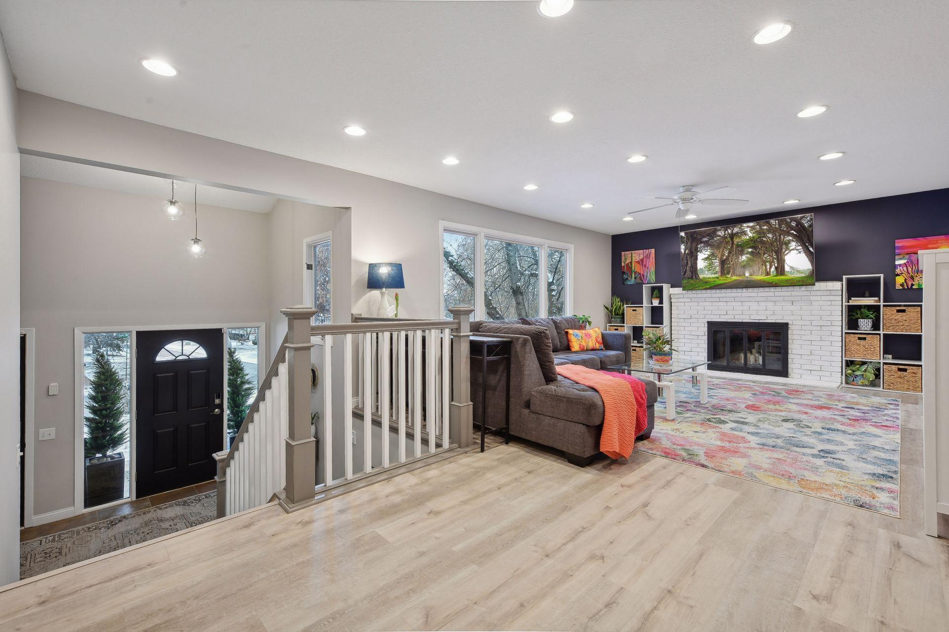 14382 Golf View Drive