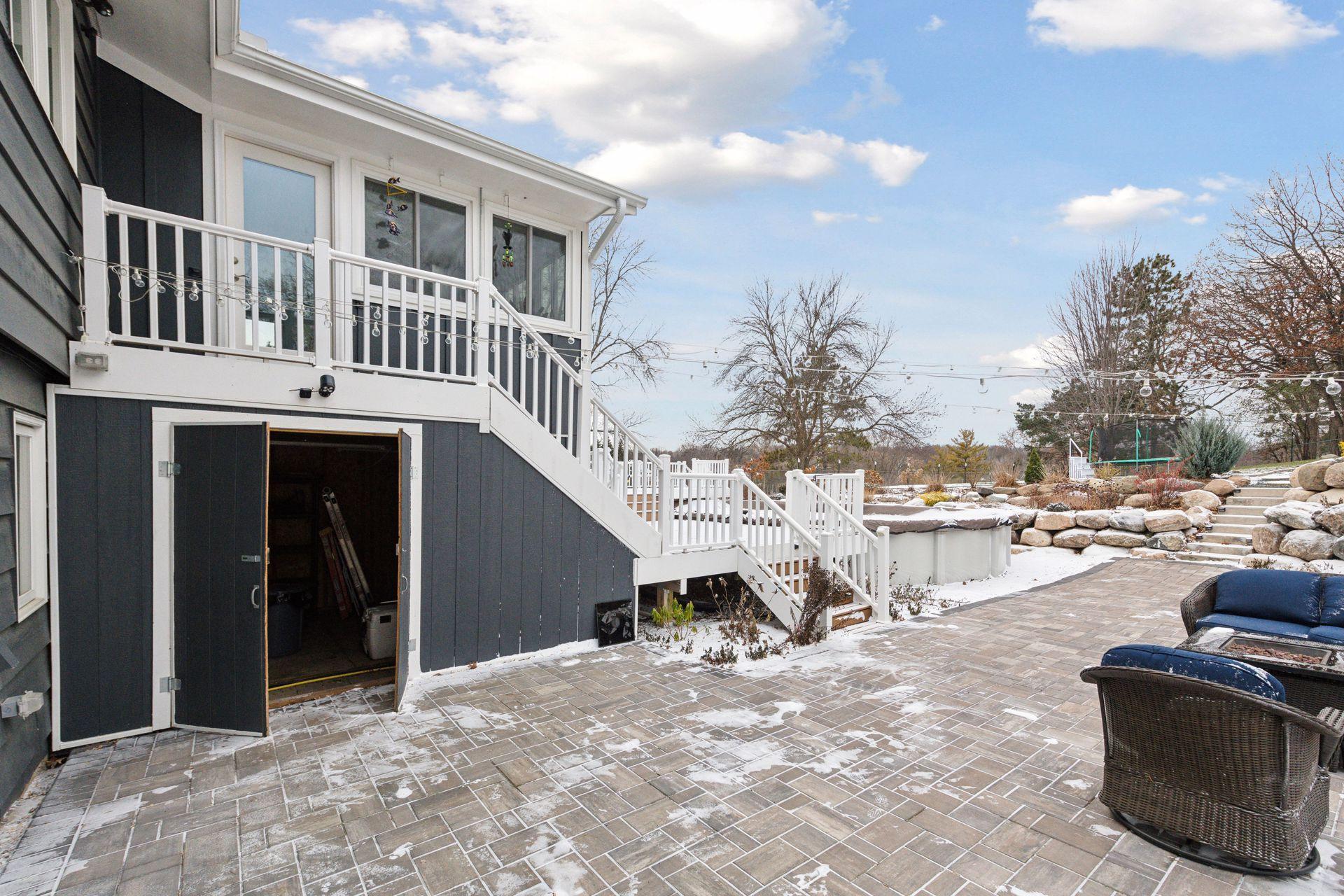 14382 Golf View Drive