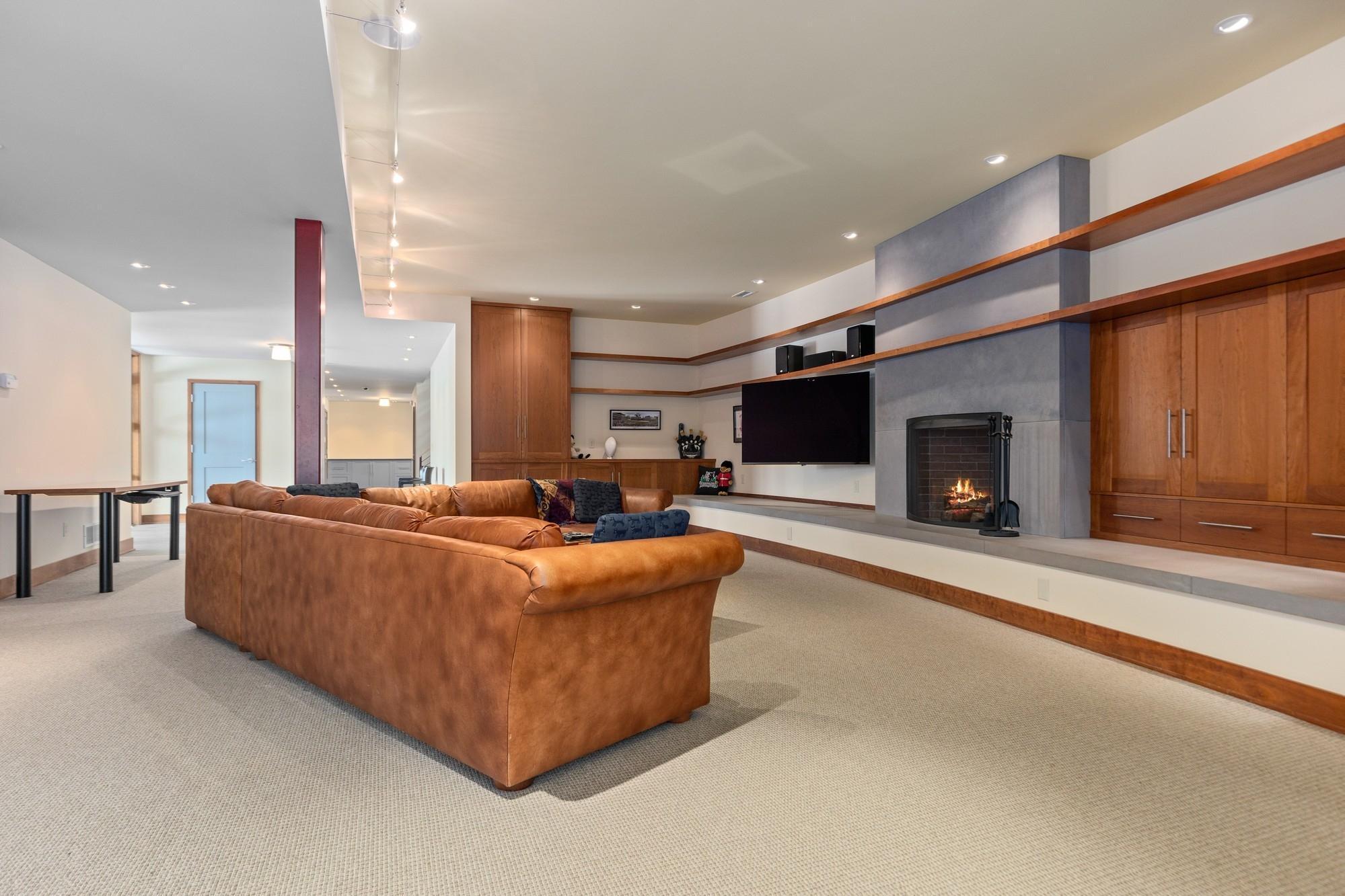 6424 Indian Hills Road