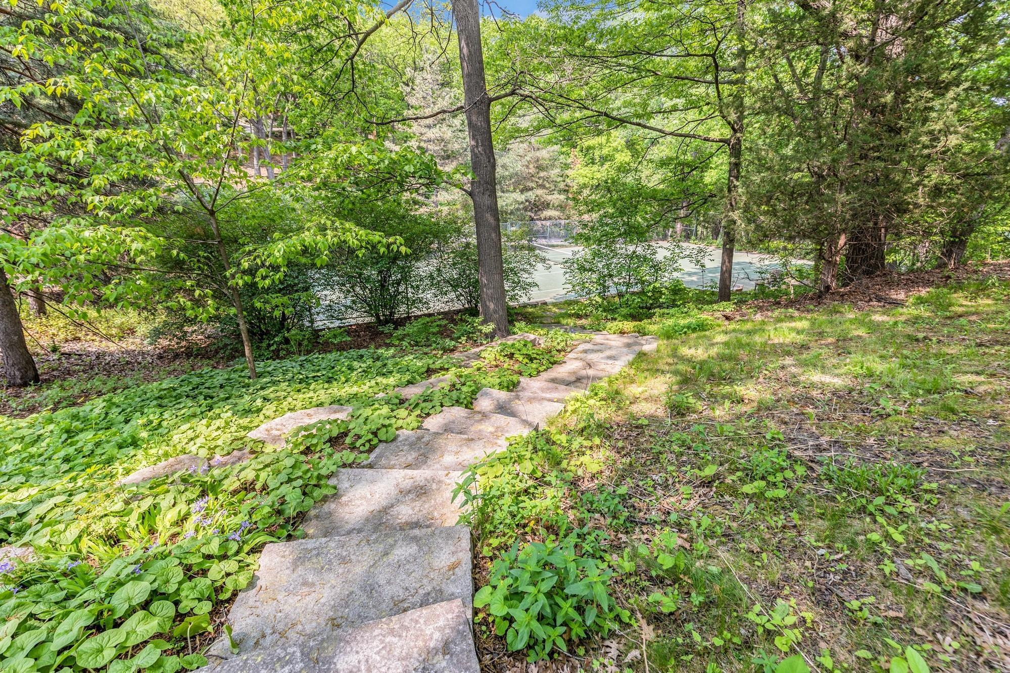 6424 Indian Hills Road