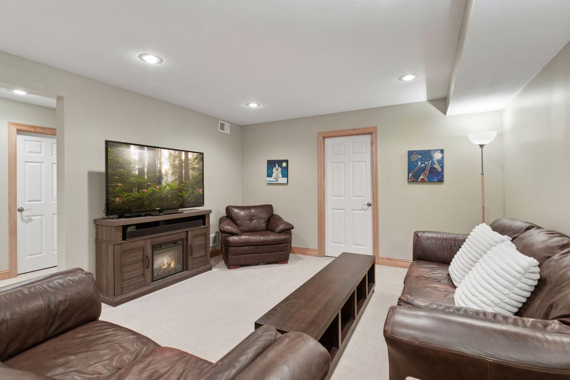 1308 Skywood Lane NE